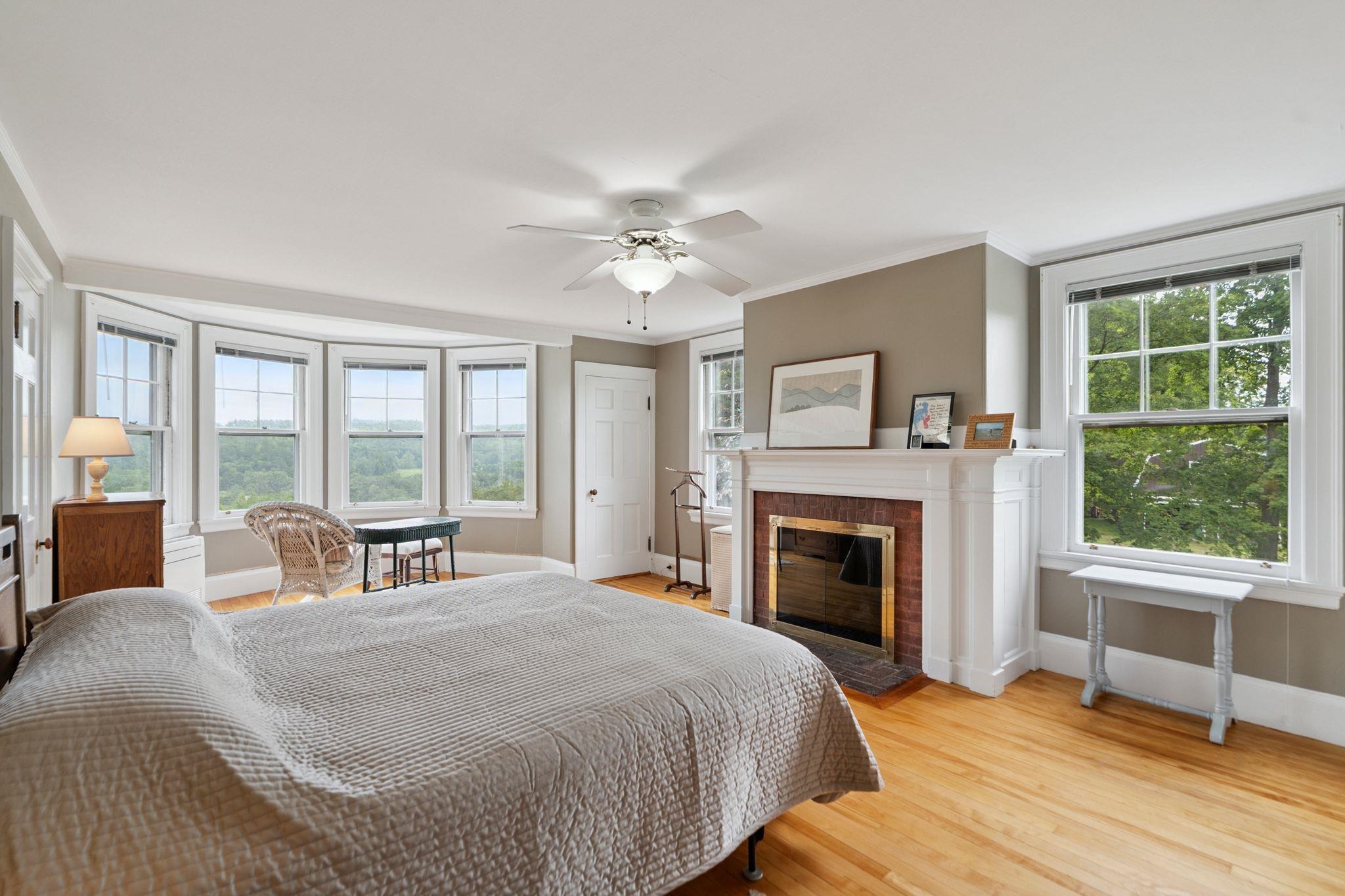 145 The Plateau Property Photo 27