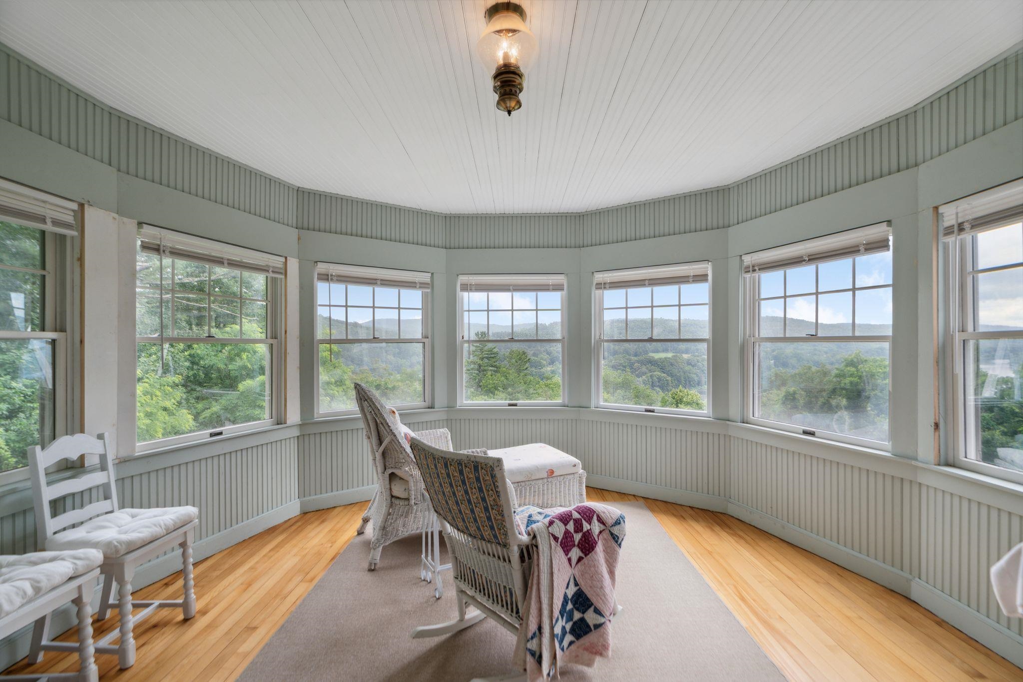 145 The Plateau Property Photo 31