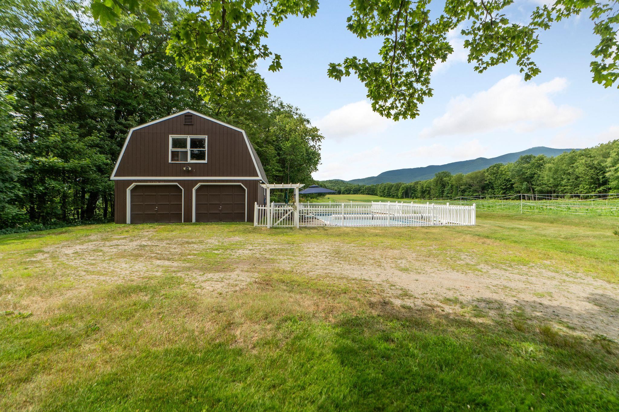 145 The Plateau Property Photo 48
