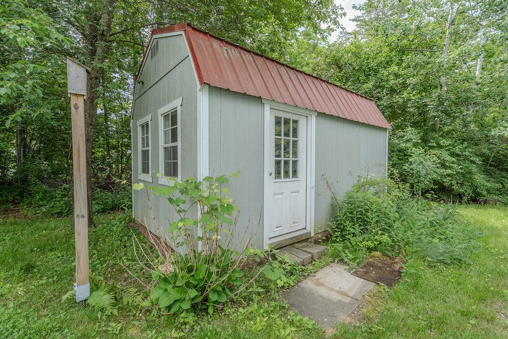 10 Knights Lane Property Photo 17