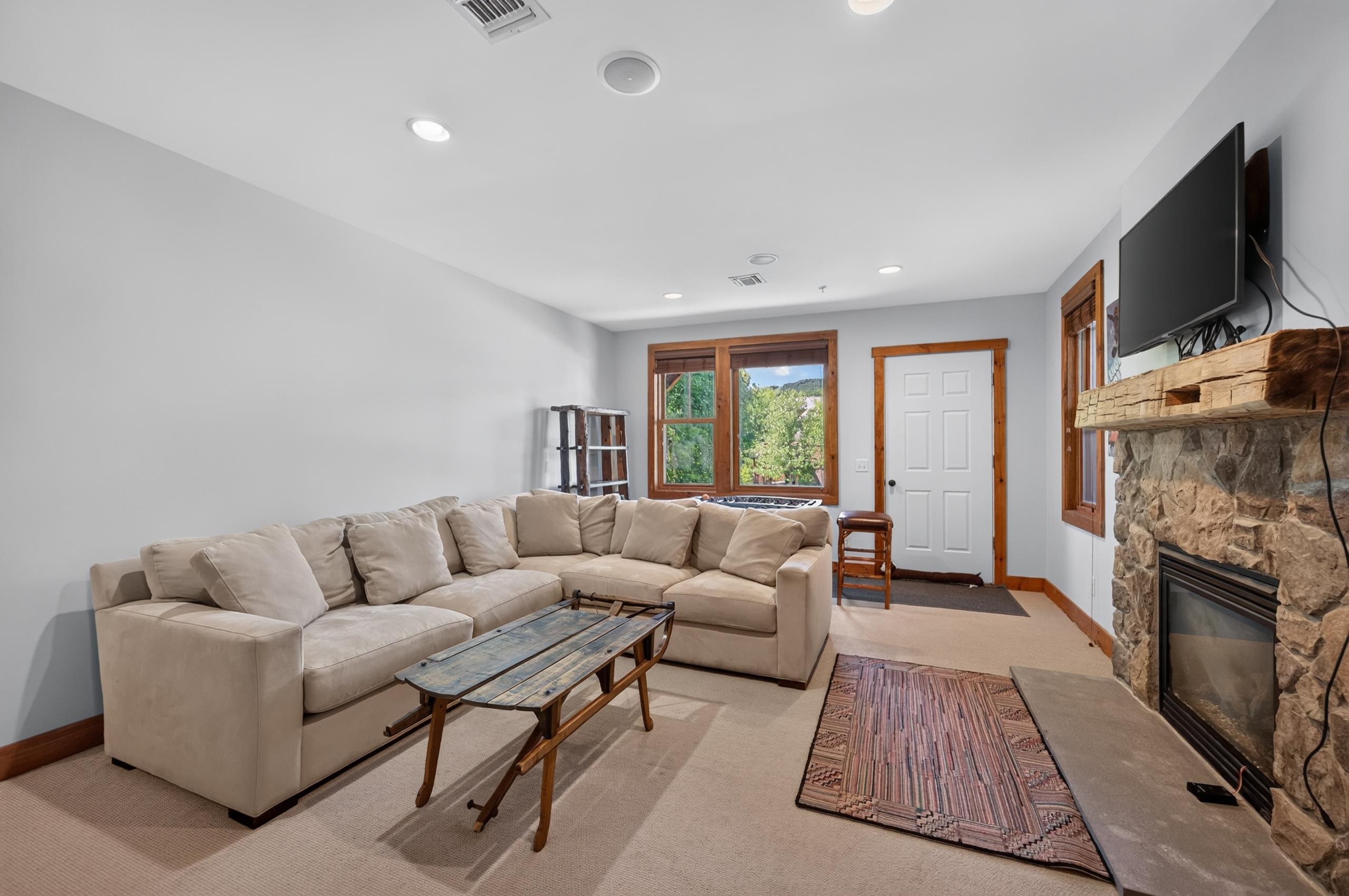 1c Ego Alley Property Photo 18