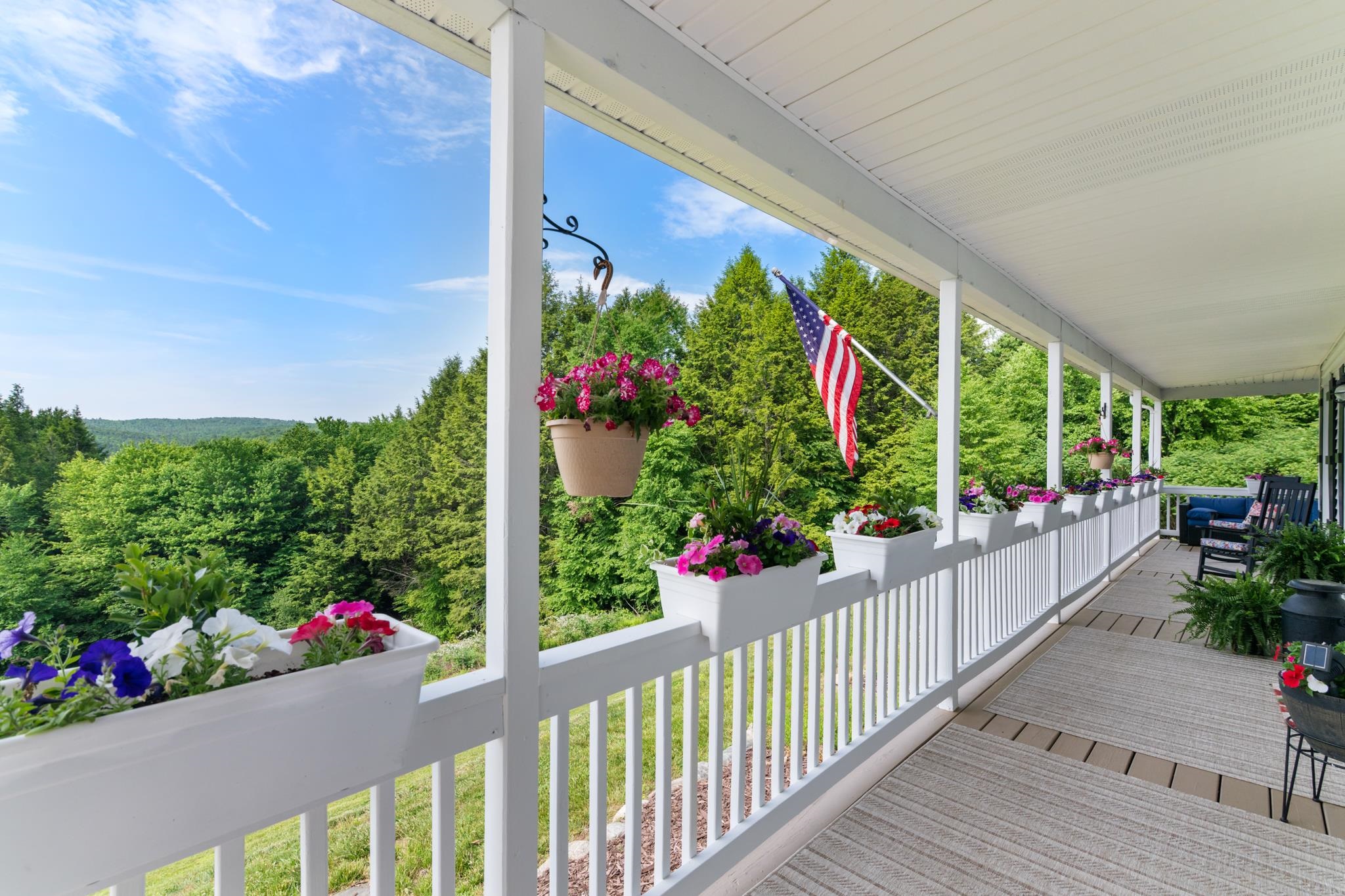 598 Hubbard Hill Road Property Photo 35