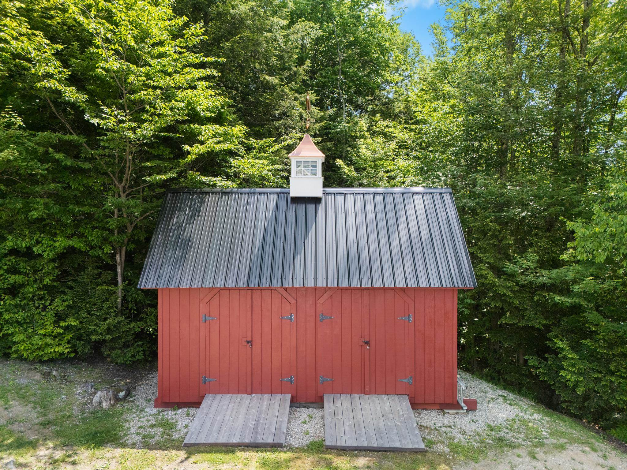 598 Hubbard Hill Road Property Photo 41