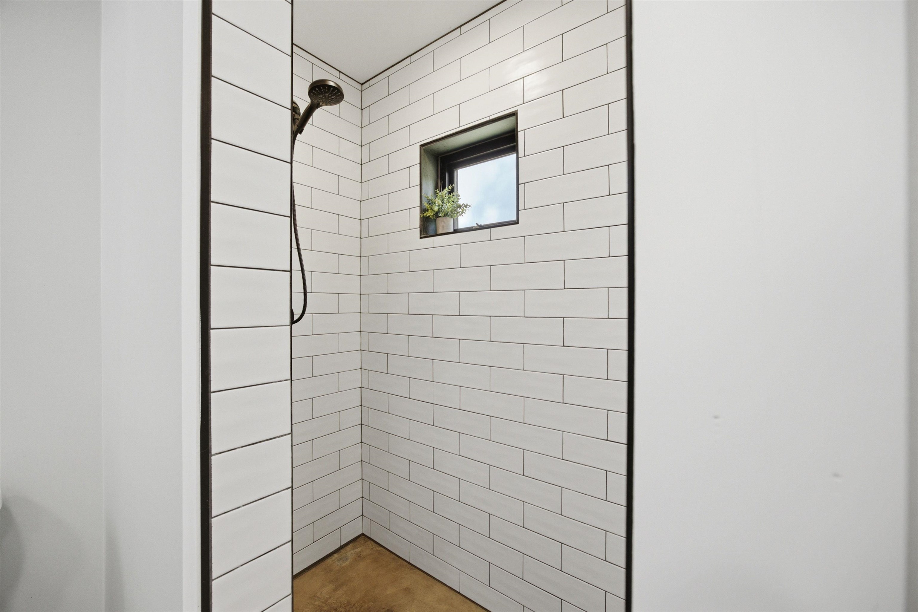 2717 Oregon Road Property Photo 17