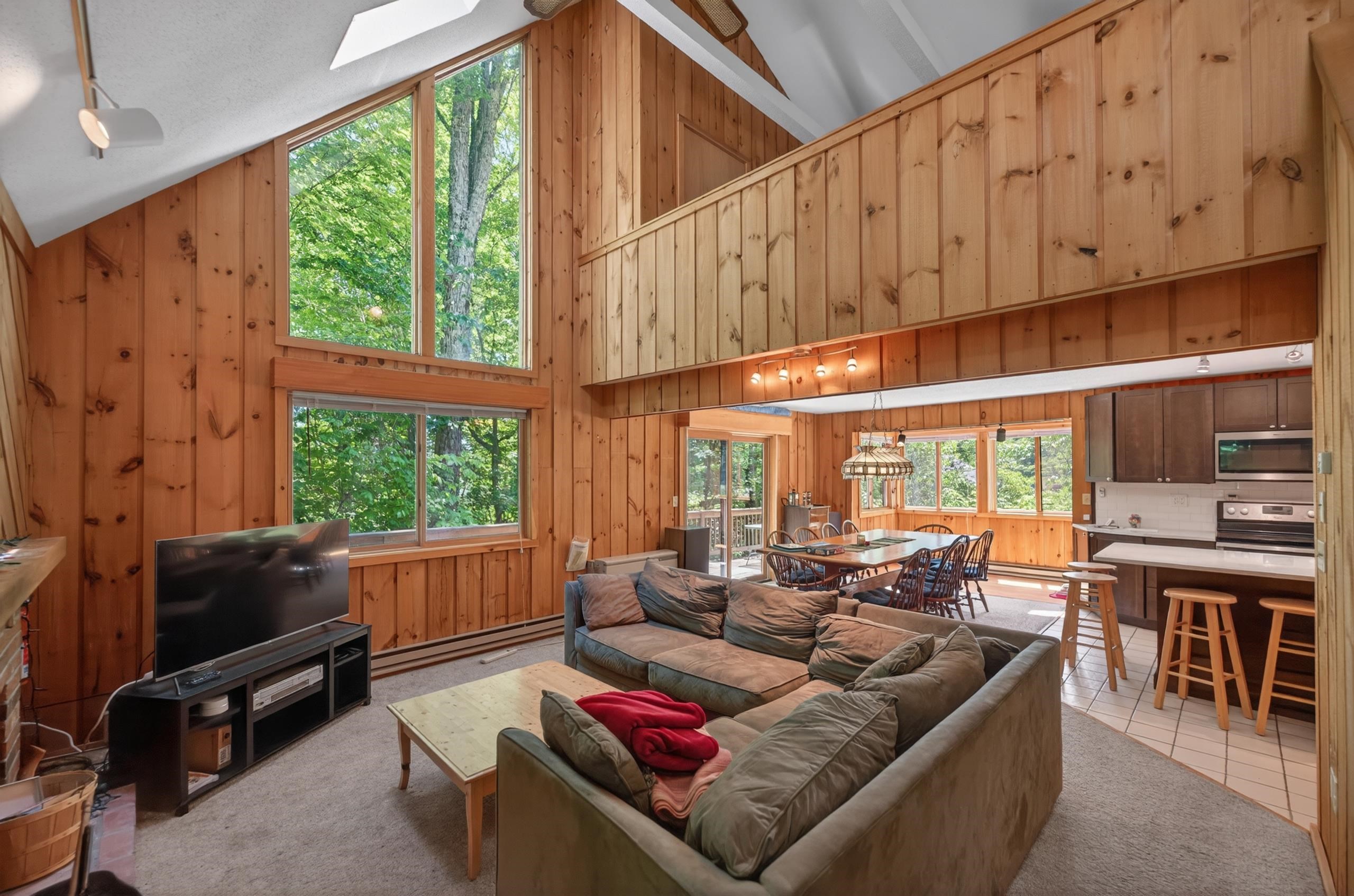 36 Bears Den Road Property Photo 2
