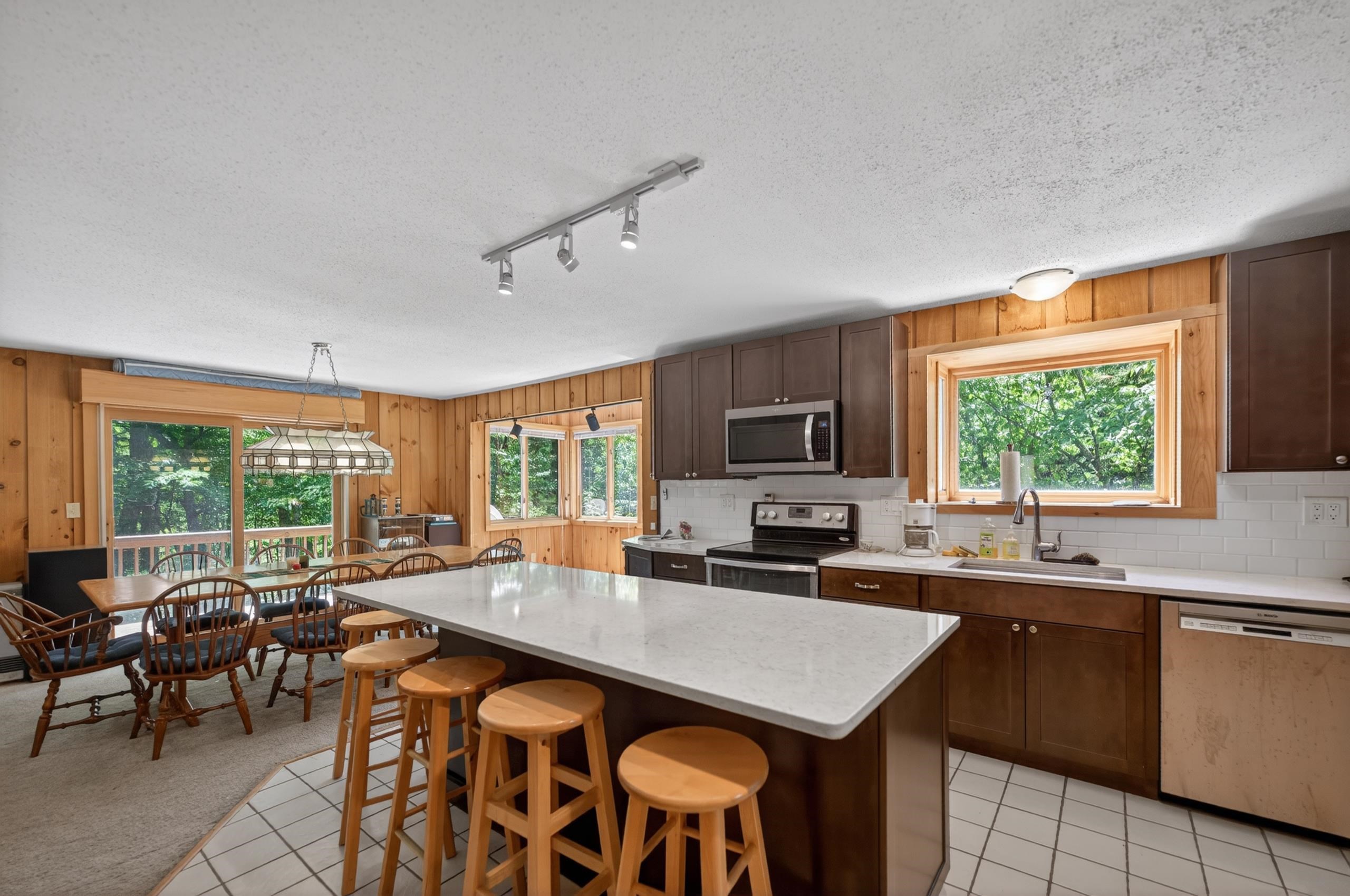 36 Bears Den Road Property Photo 5
