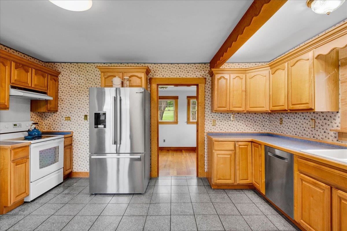 64 Peloquin Road Property Photo 8