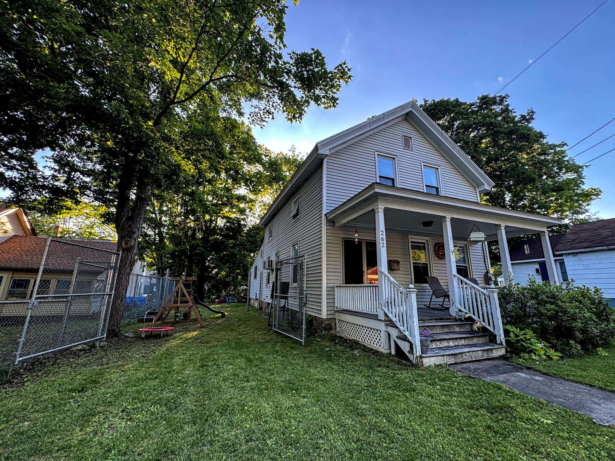 262 Union Street Property Photo 1
