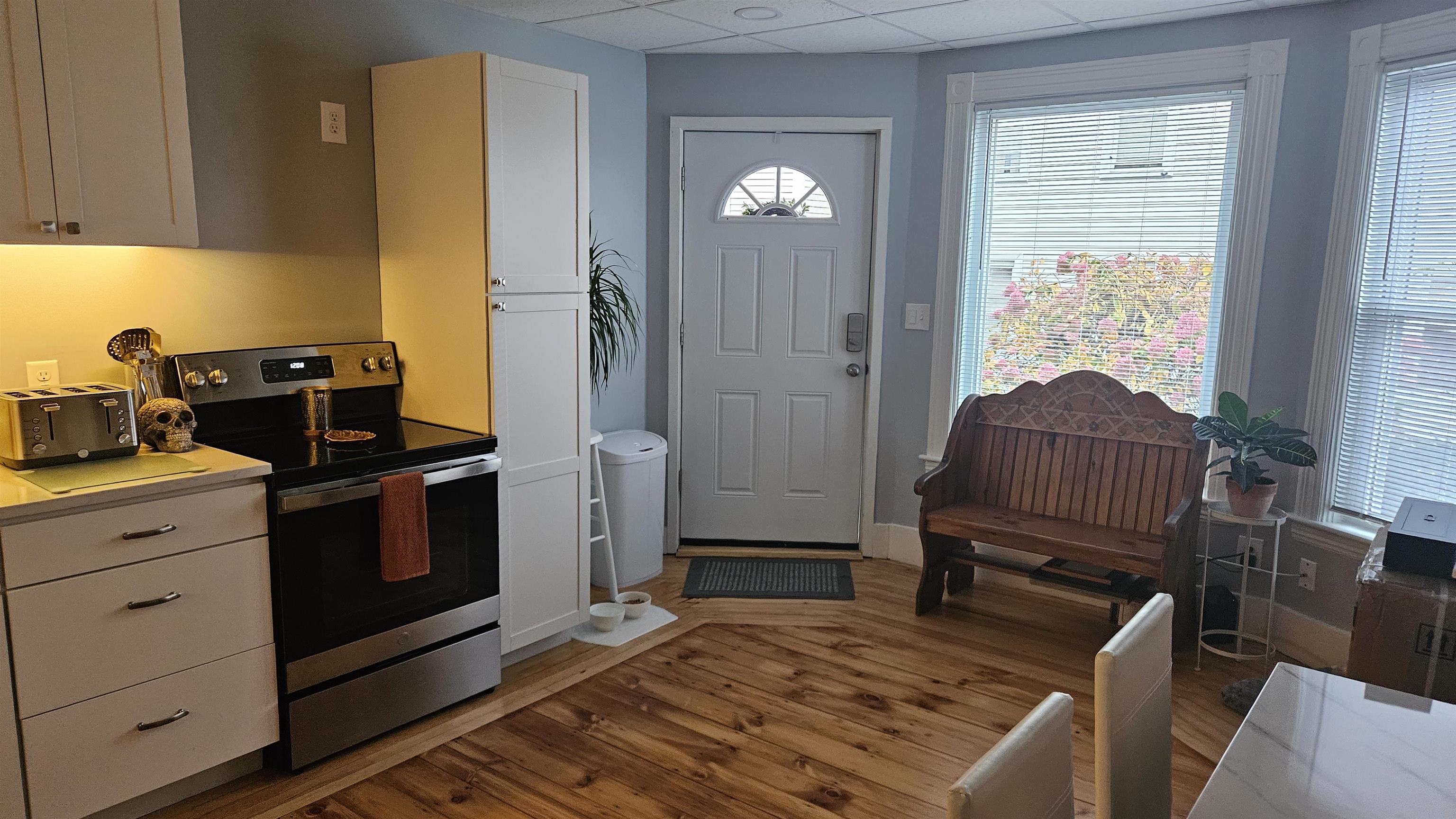 637 Harvard Street Property Photo 11