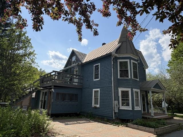 11 Maple Street Property Photo 27