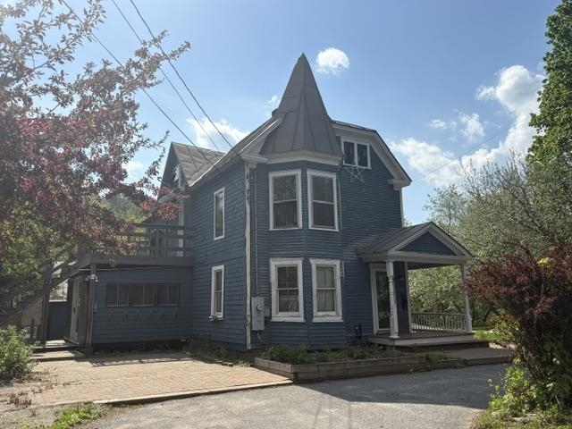 11 Maple Street Property Photo 33