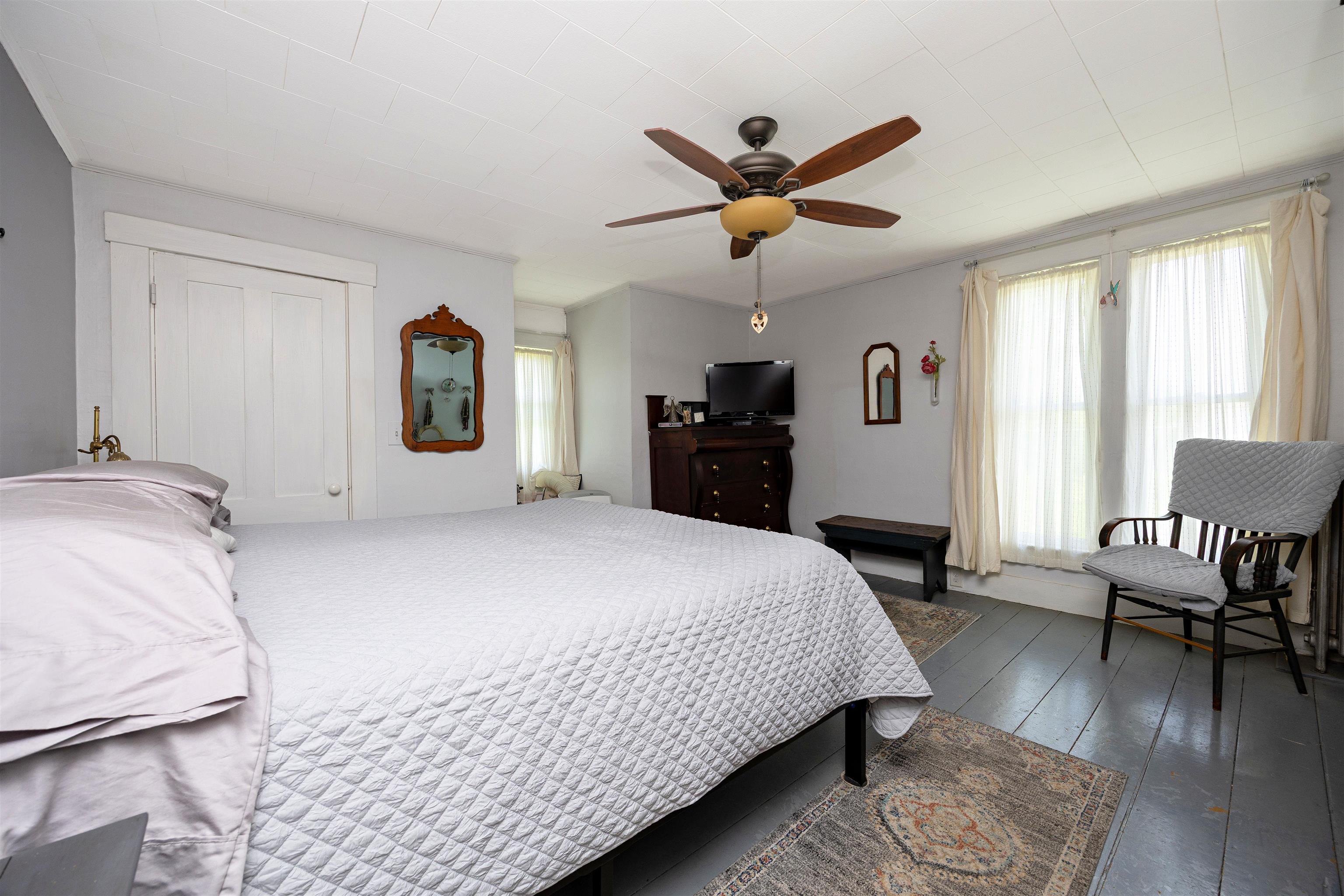 13 Pleasant Street Property Photo 36