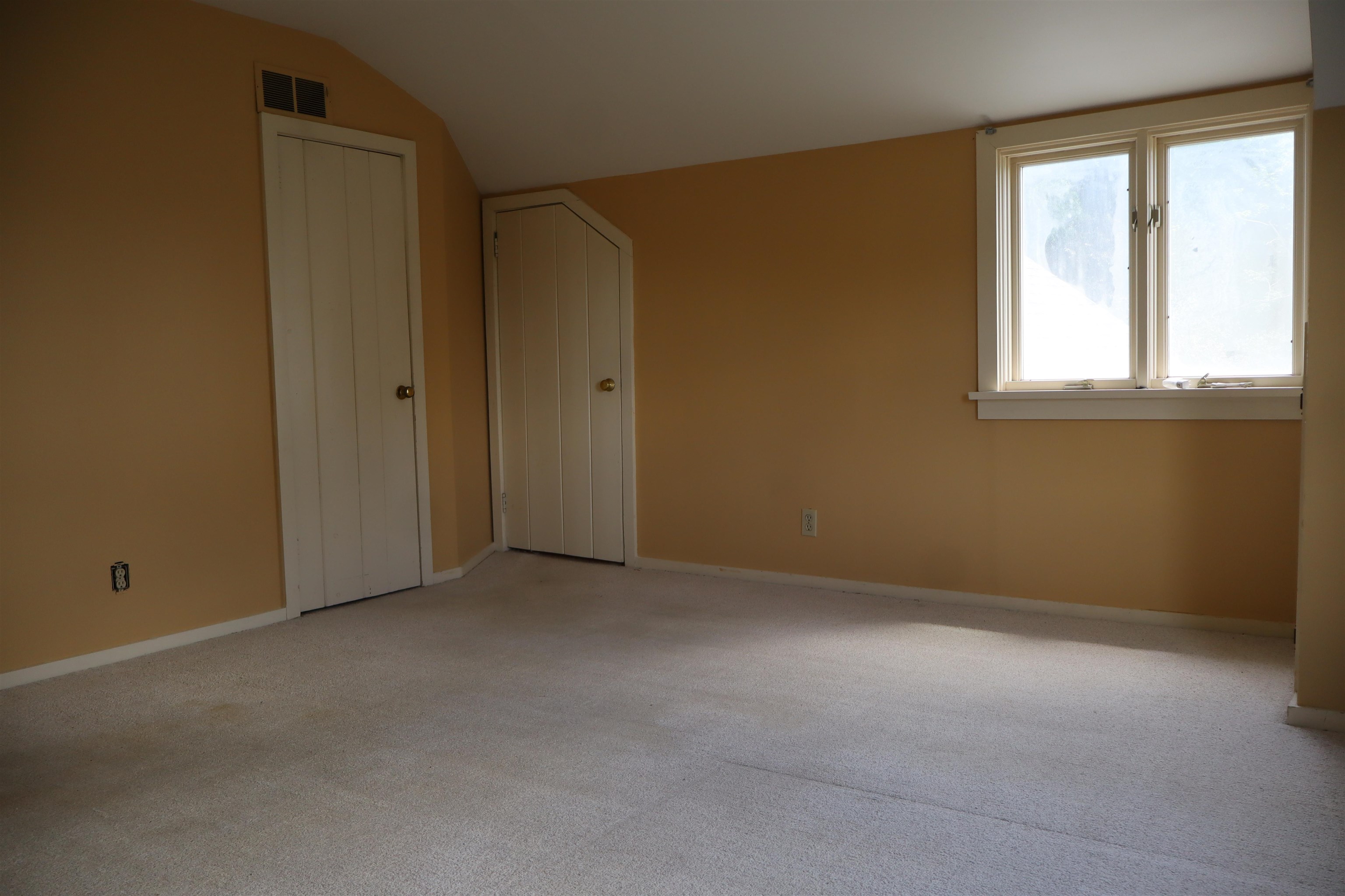 81 Onward Street Property Photo 33
