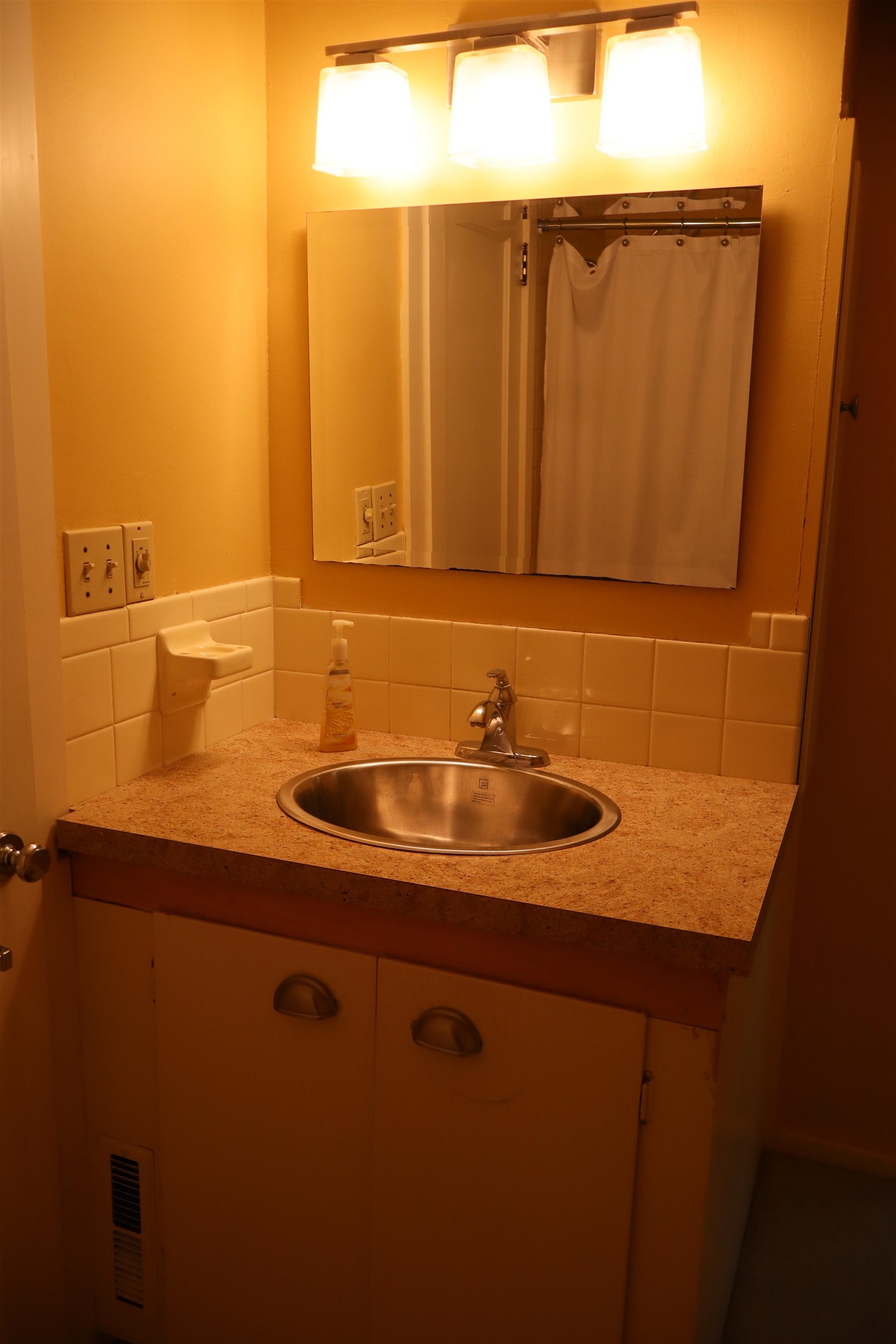 81 Onward Street Property Photo 39