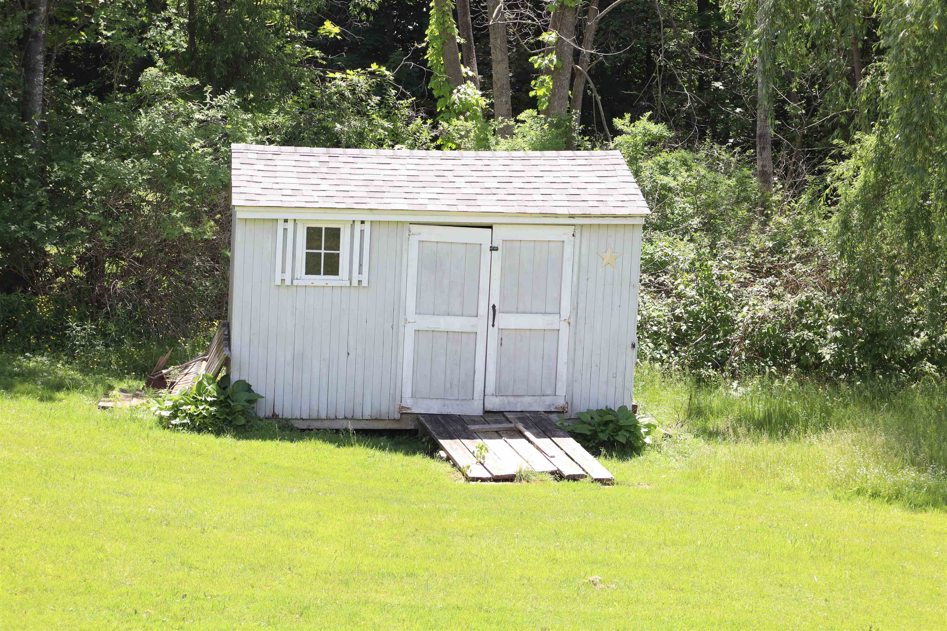 81 Onward Street Property Photo 46