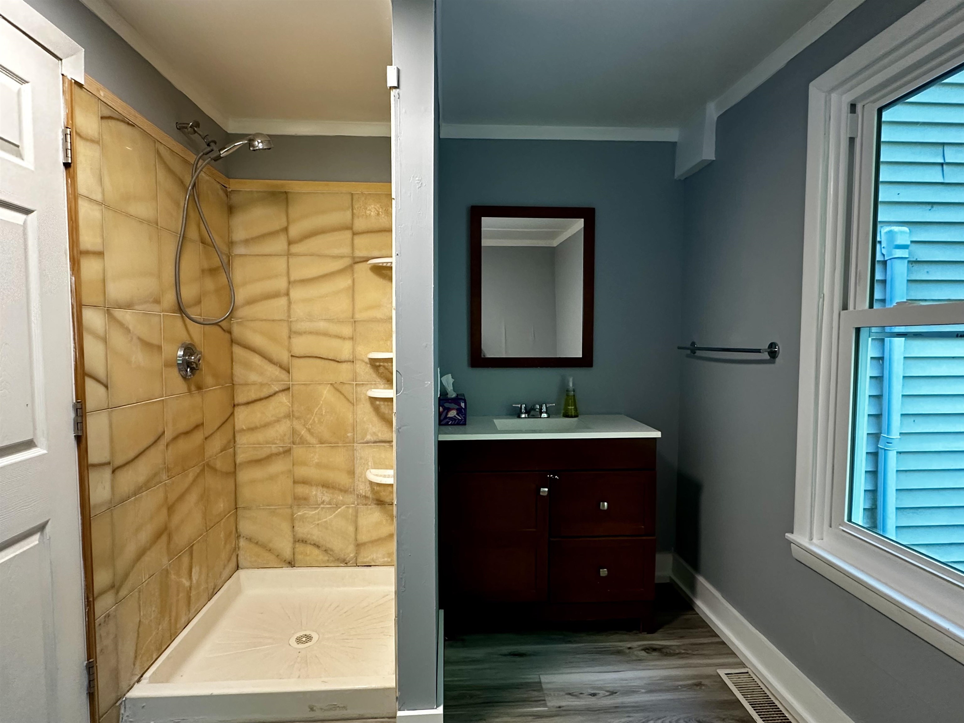 45 Eden Avenue Property Photo 26