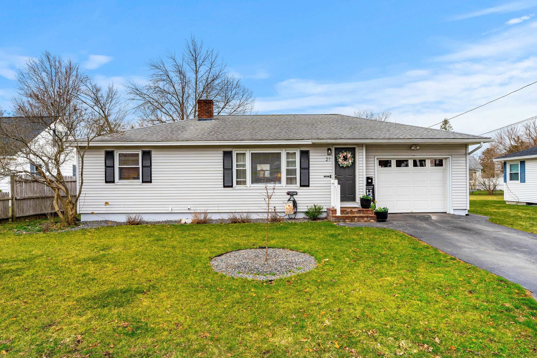 21 Hayden Street Property Photo 1