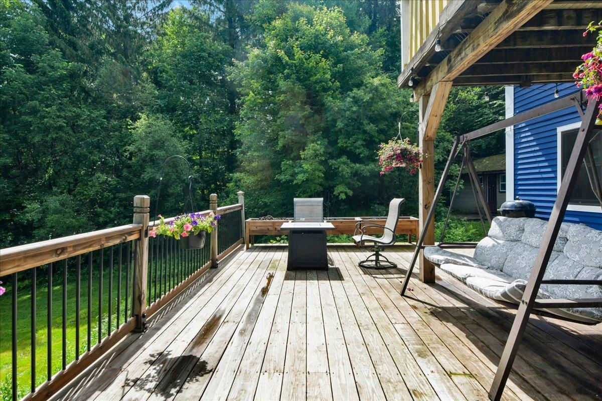 929 Codding Hollow Road Property Photo 45