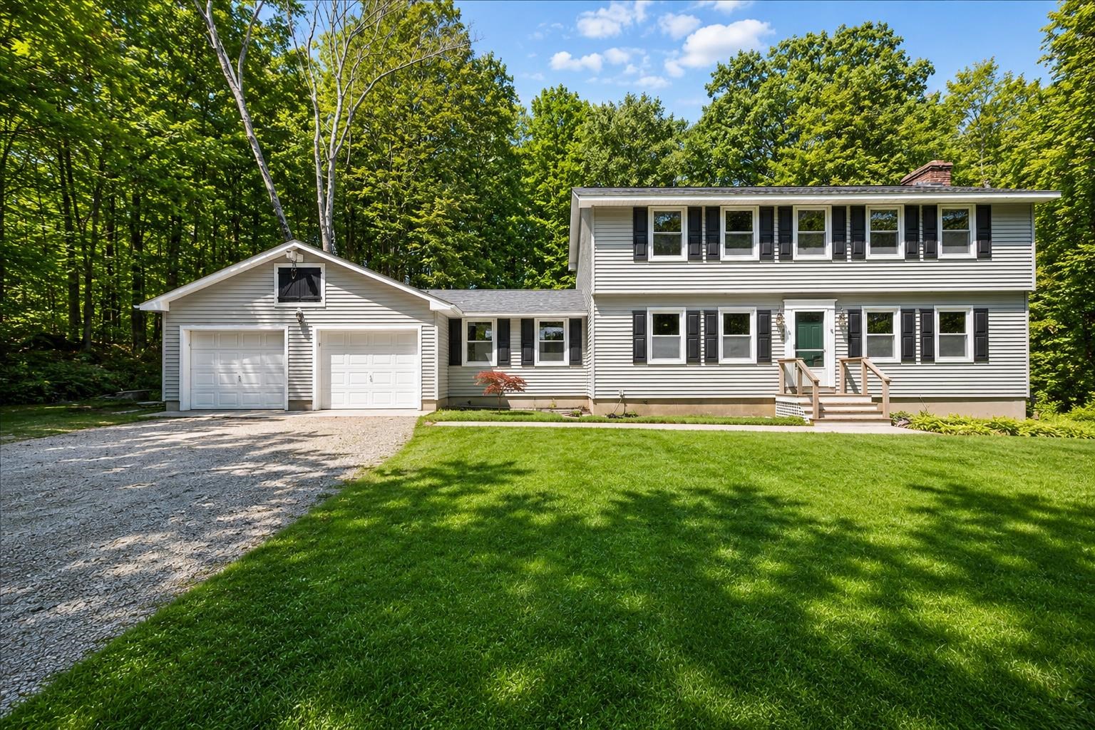 392 Powderhorn Road Property Photo 3