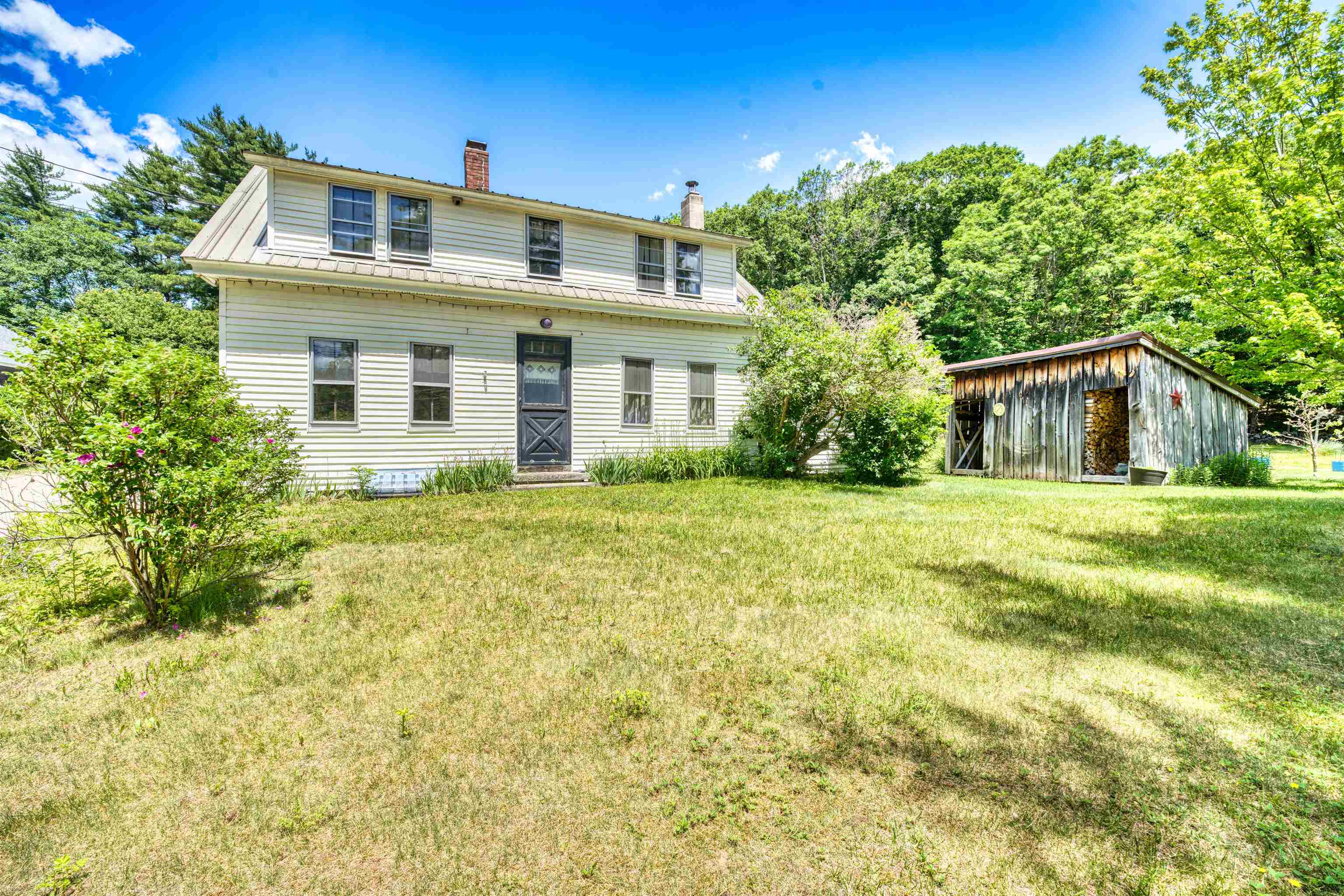 8 Meadowlark Lane Property Photo 1