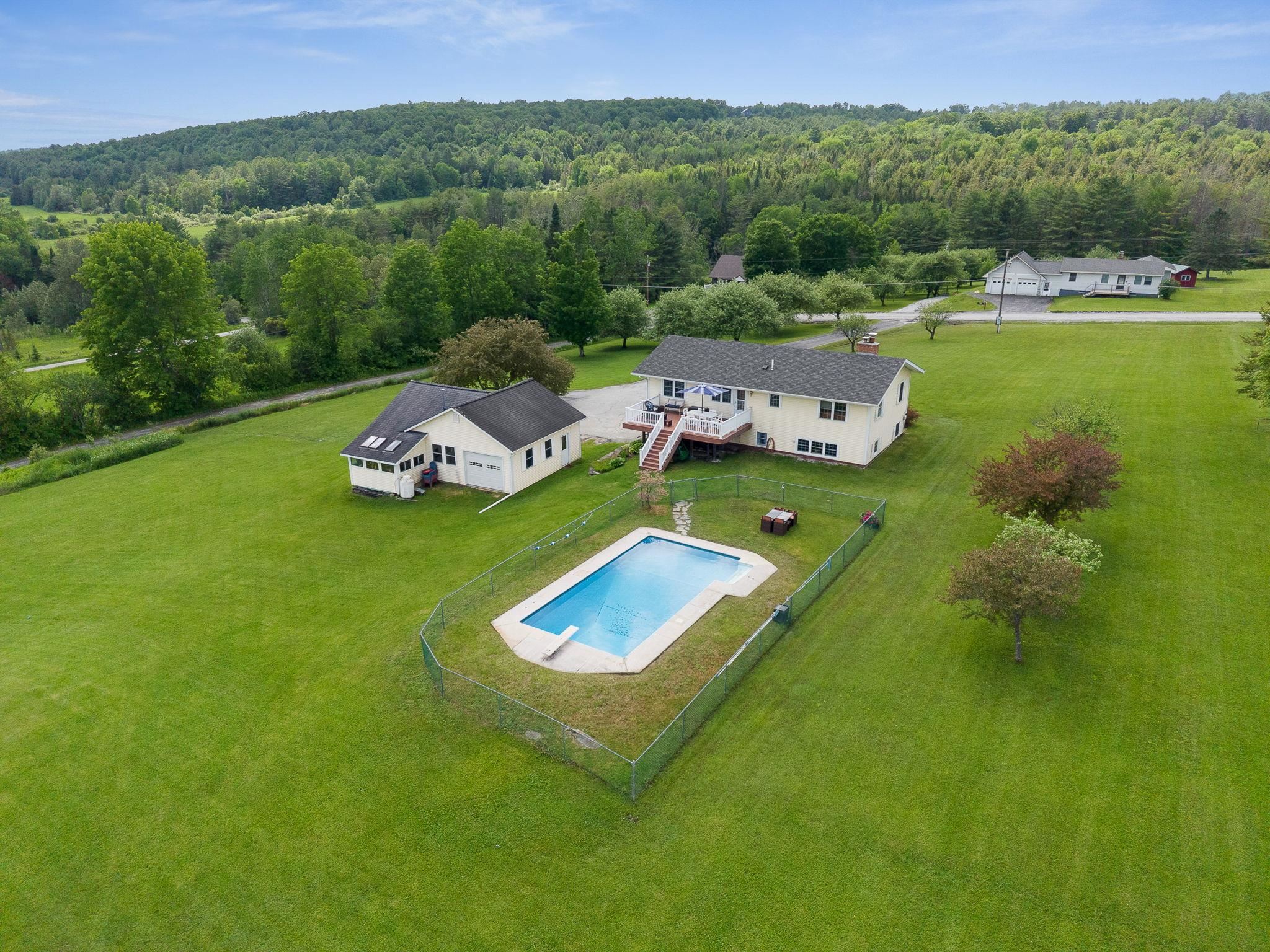 700 Cherry Tree Hill Road Property Photo 4