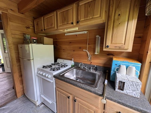 230 Blodgett Road Property Photo 5