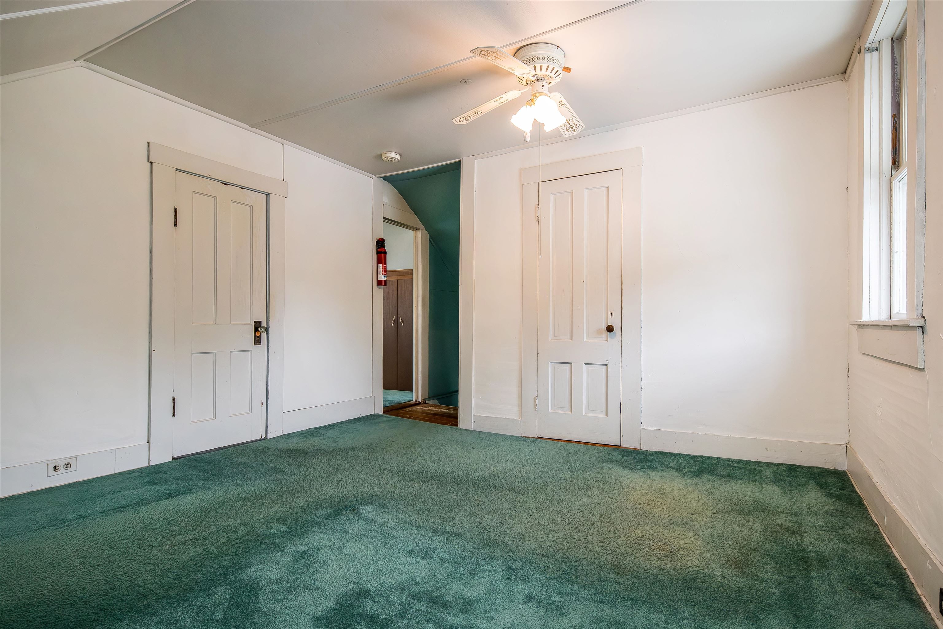 330 Route 7b Property Photo 24