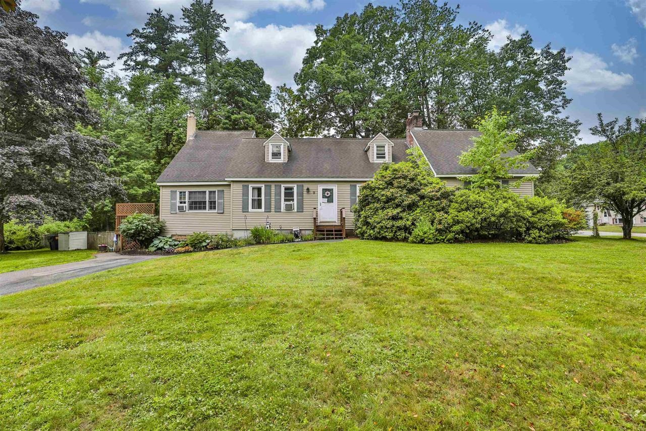 9 Candy Lane Property Photo 1