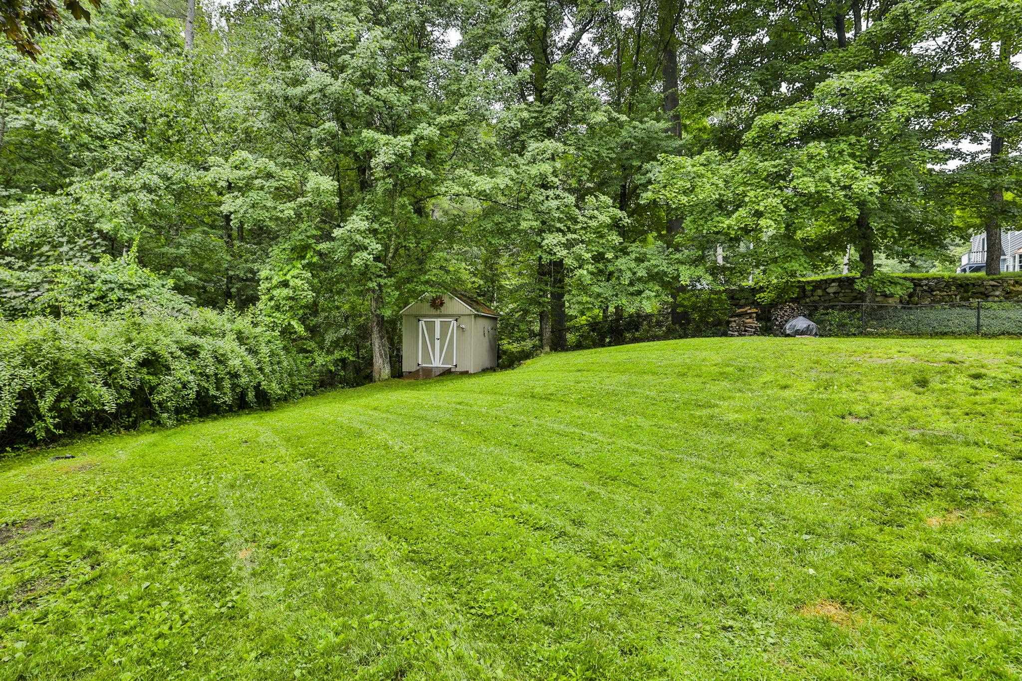 9 Candy Lane Property Photo 6