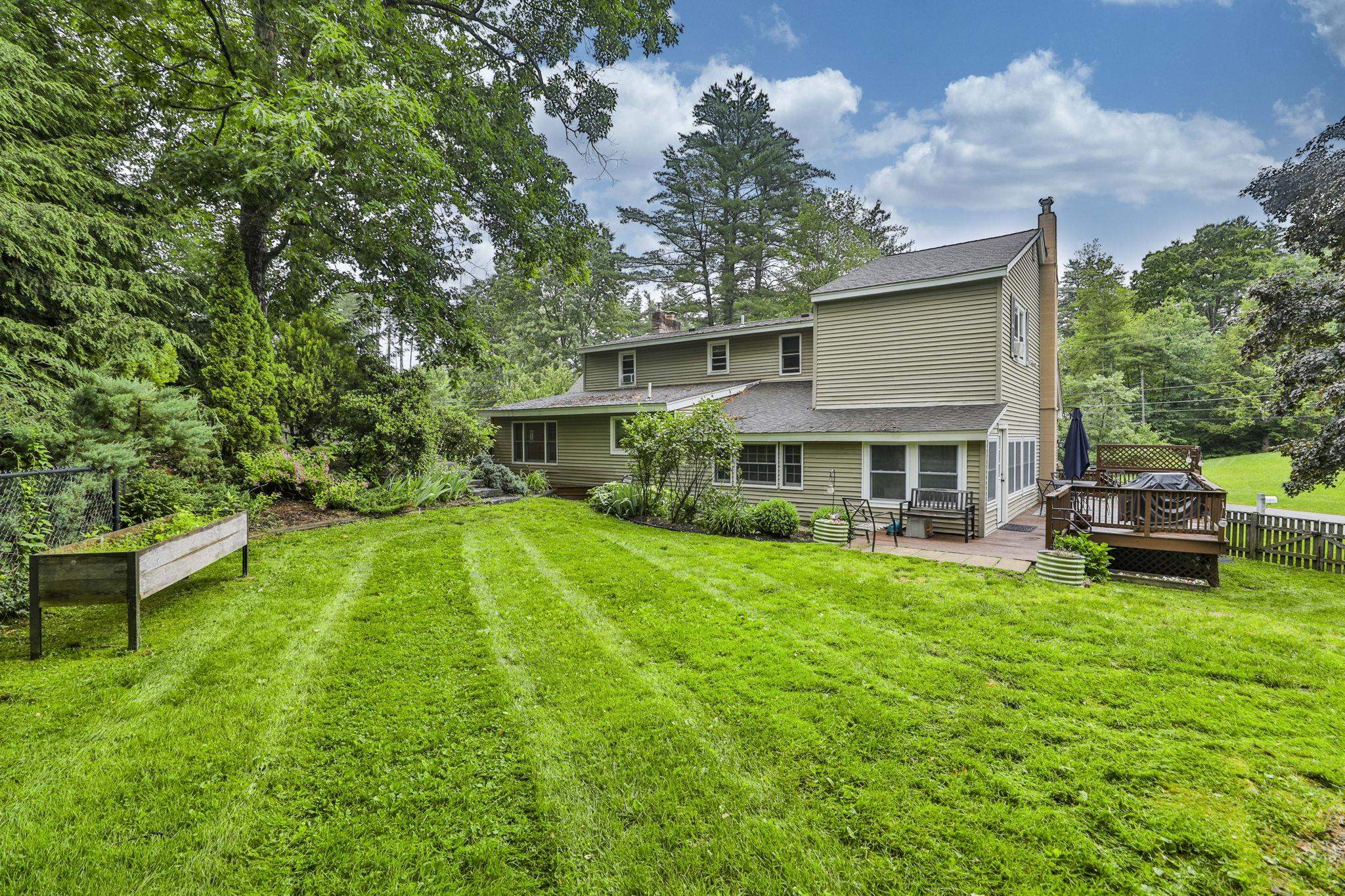9 Candy Lane Property Photo 7