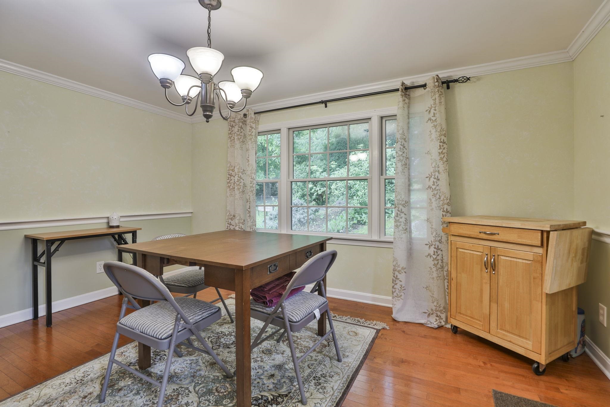 9 Candy Lane Property Photo 45