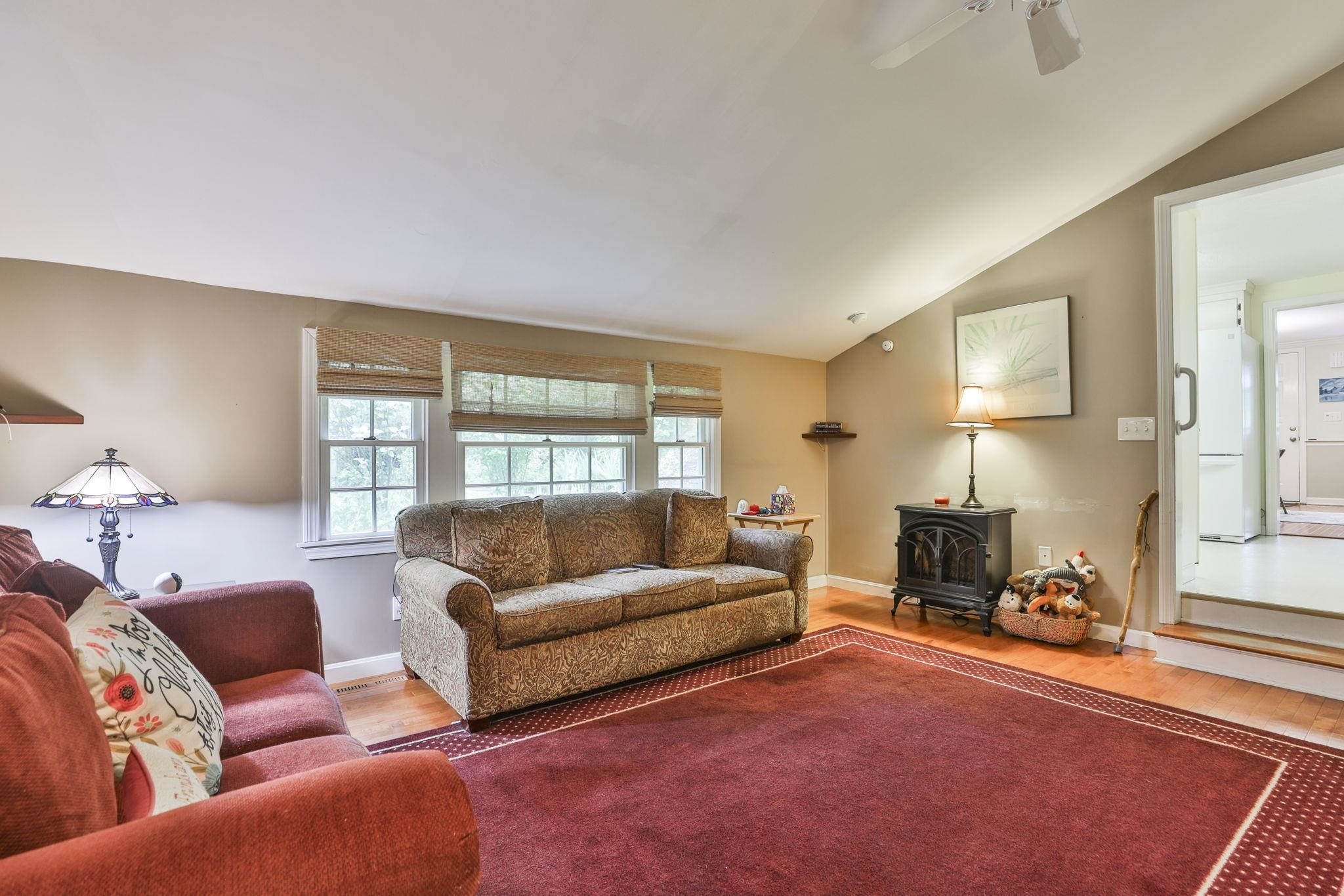 9 Candy Lane Property Photo 51