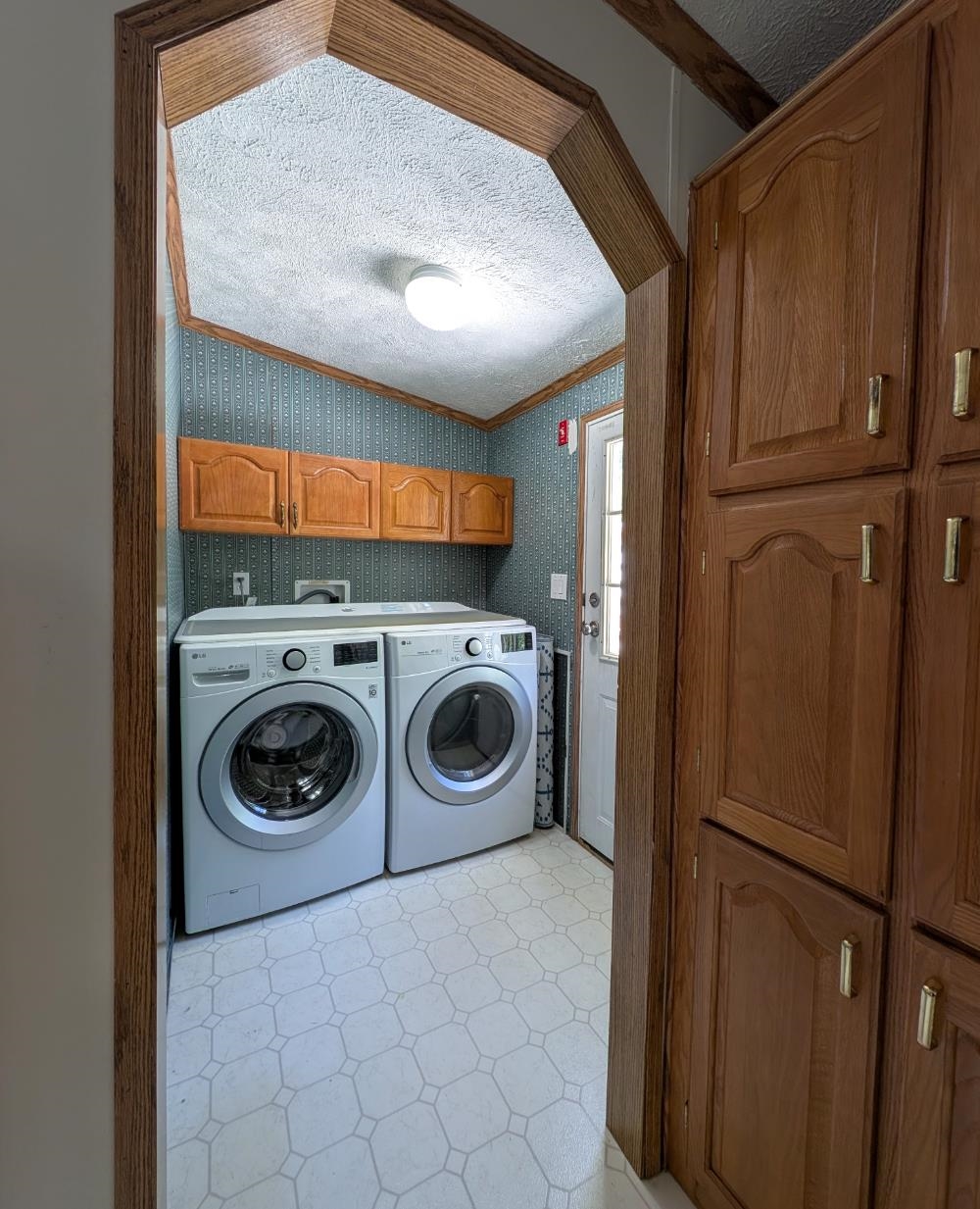 63 Sycamore Boulevard Property Photo 12