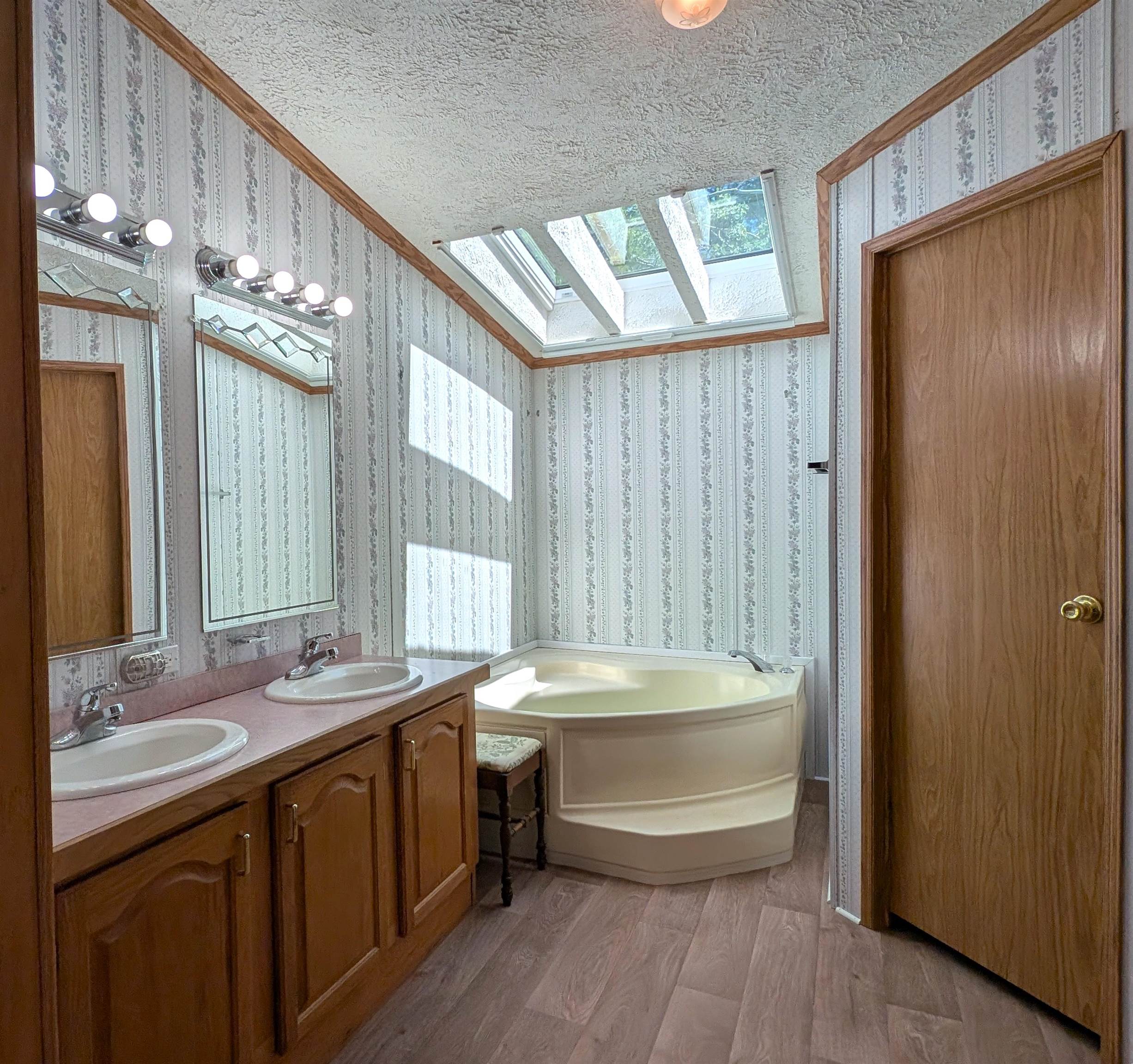 63 Sycamore Boulevard Property Photo 21