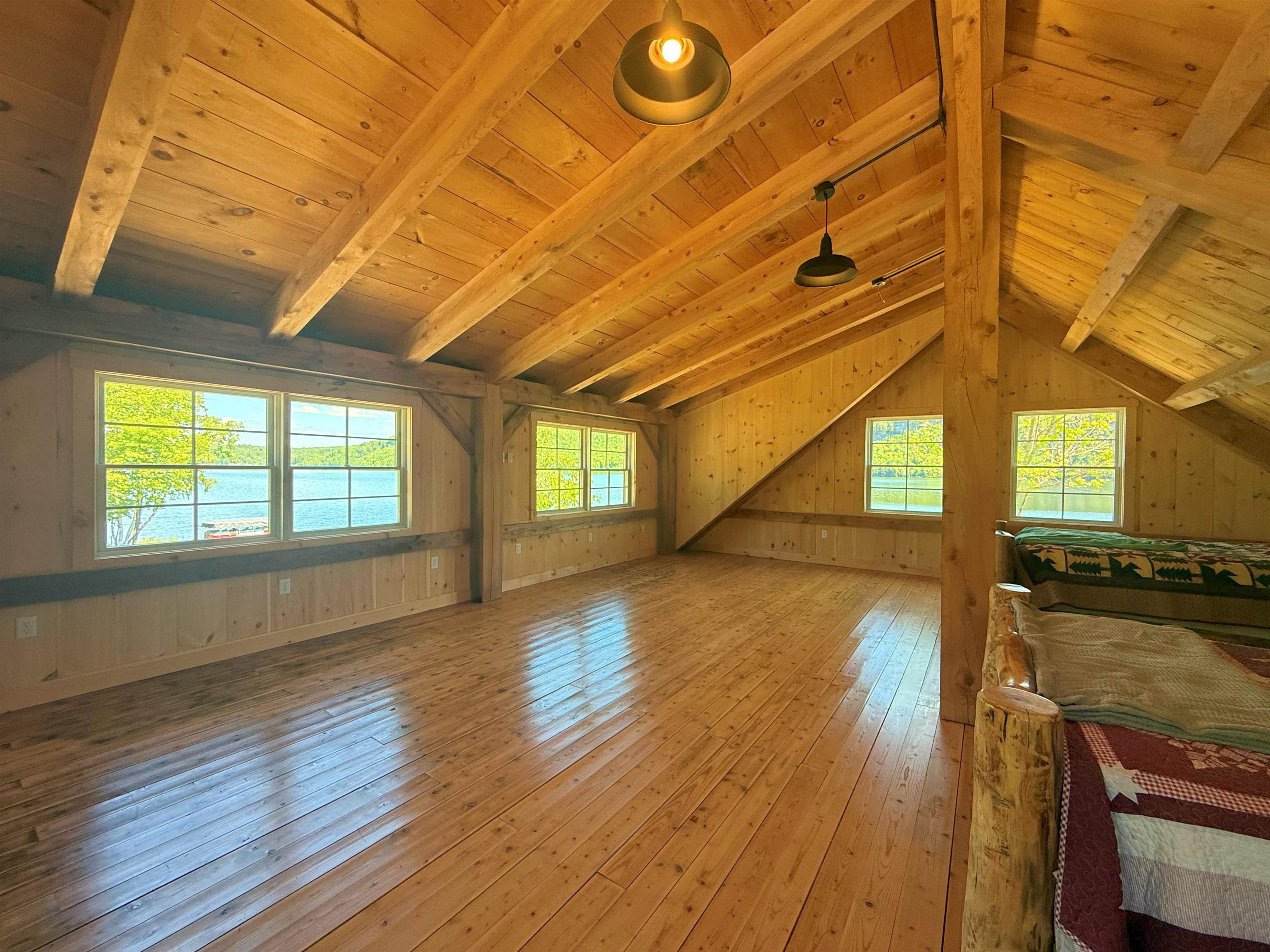 1027 South Barton Road Property Photo 25