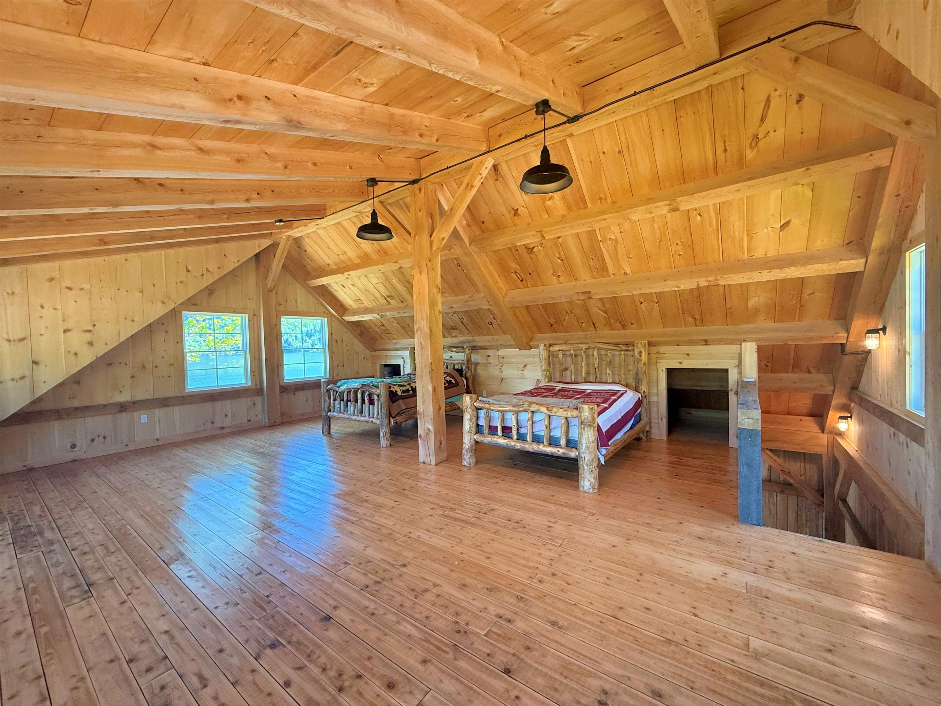 1027 South Barton Road Property Photo 28