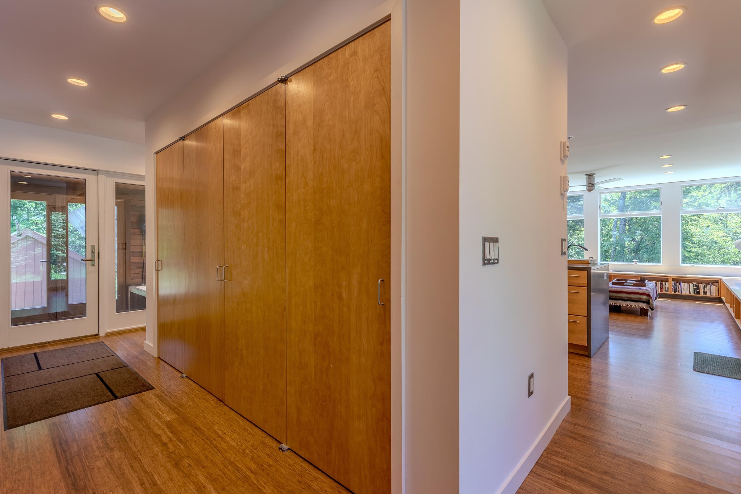 691 Black Bear Road Property Photo 8
