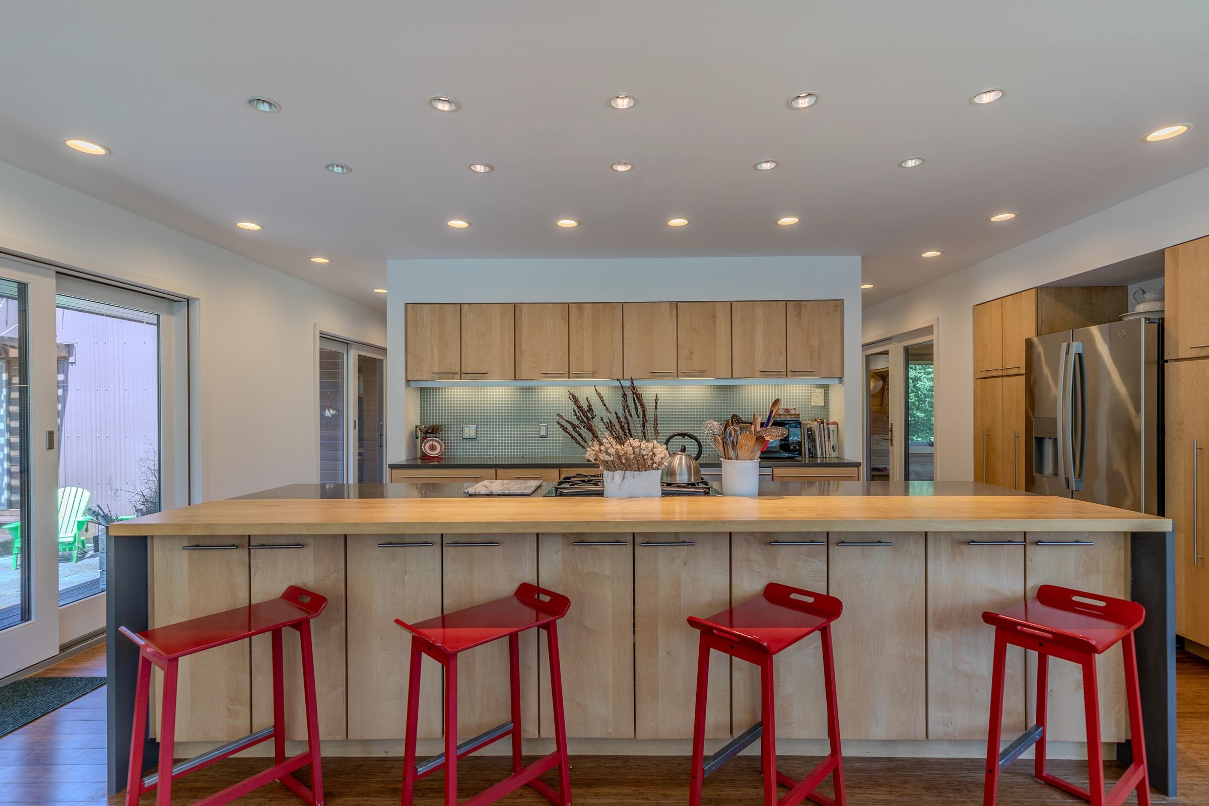 691 Black Bear Road Property Photo 14