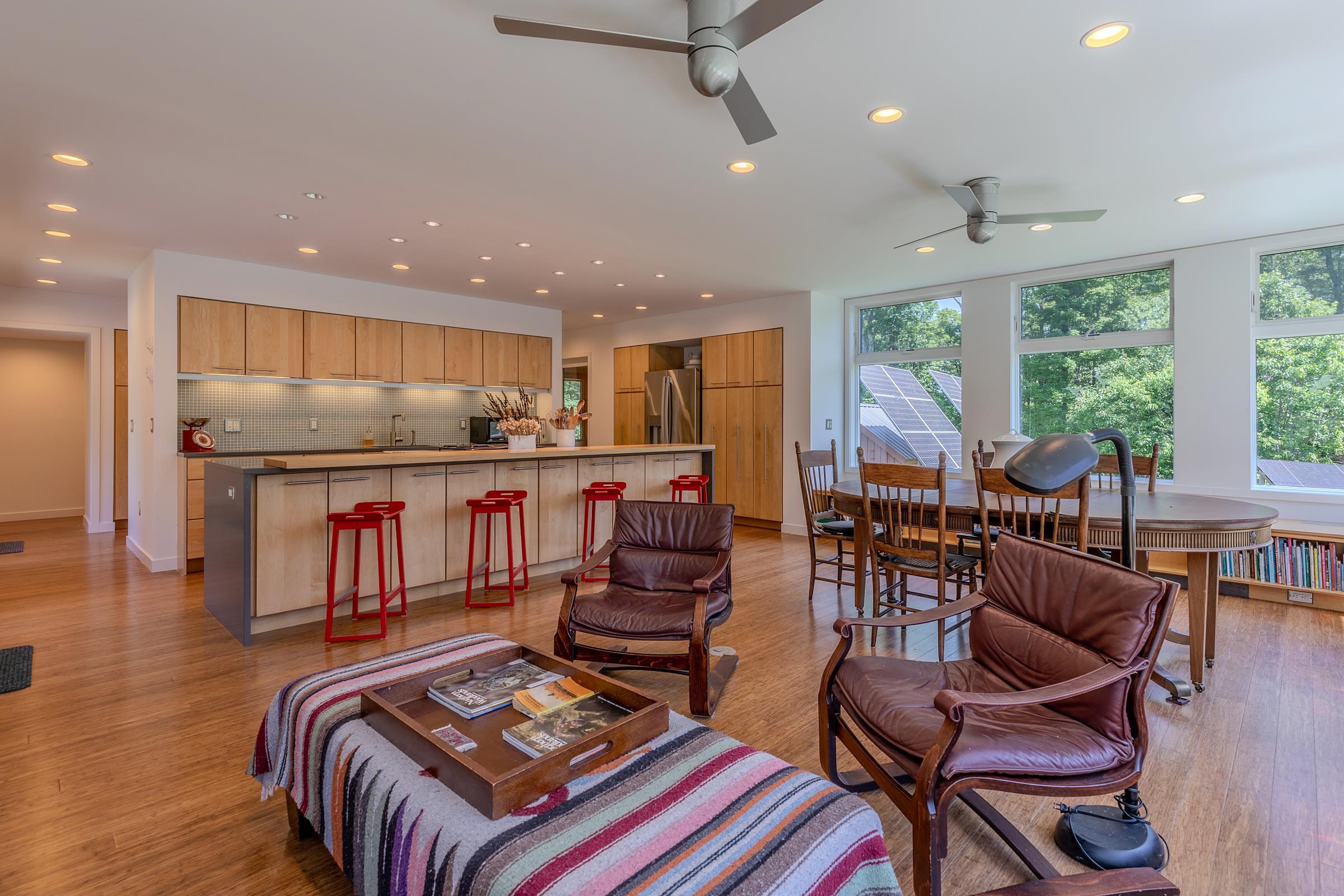 691 Black Bear Road Property Photo 15