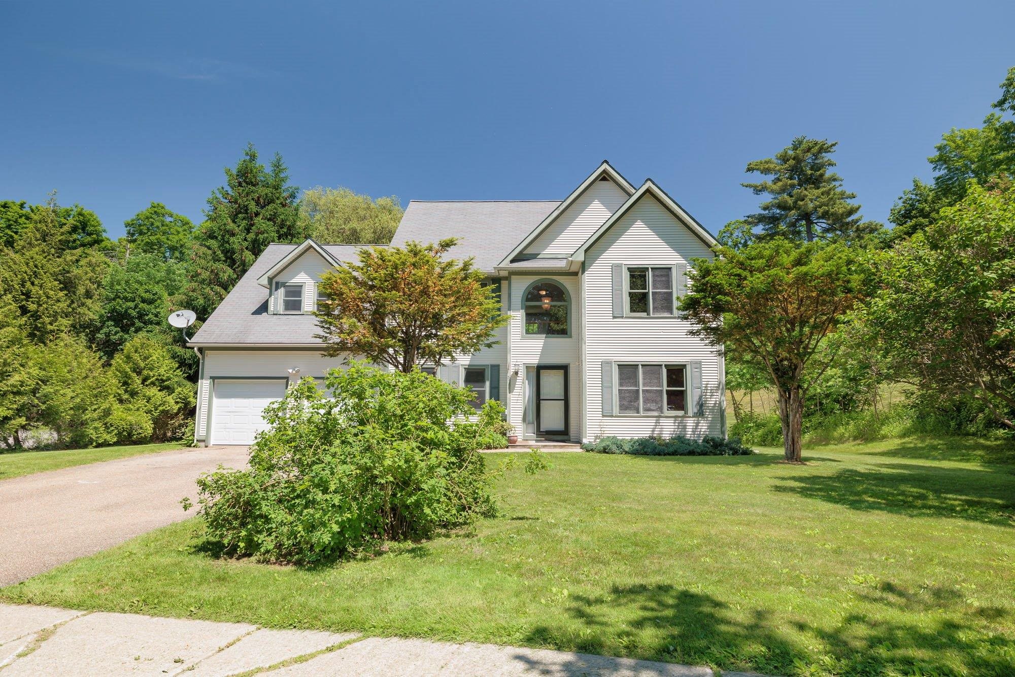 72 Morrill Drive Property Photo 1