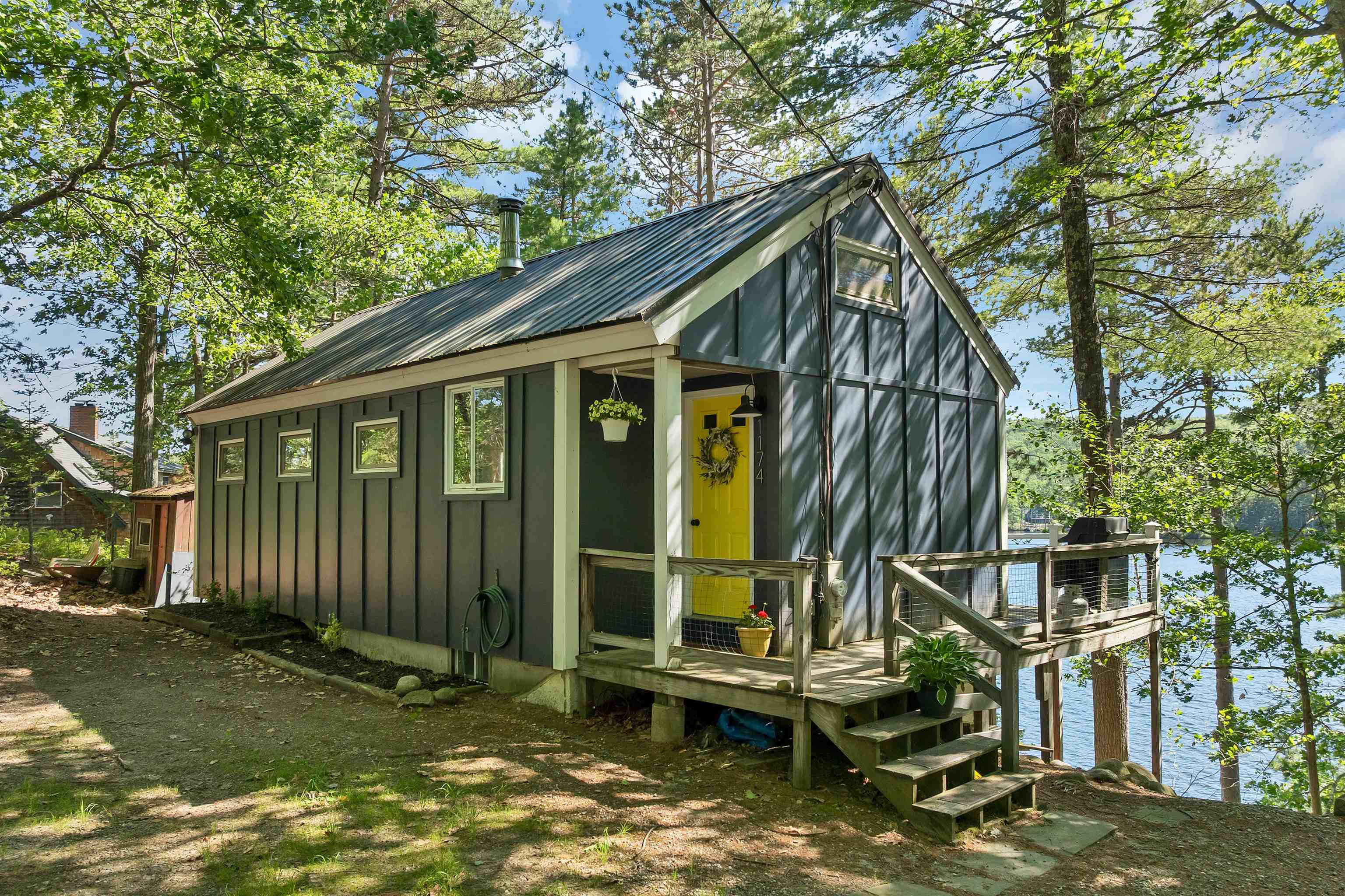 1174 Lord Road Property Photo 1