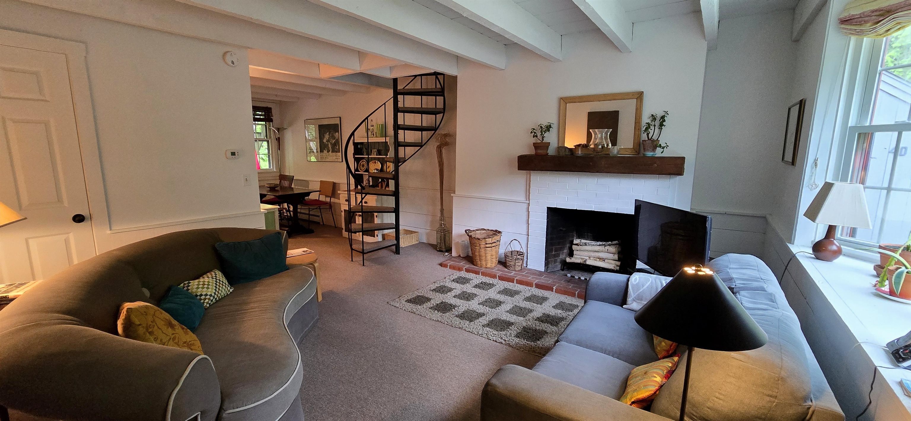 122 Quechee Hollow Lane Property Photo 3