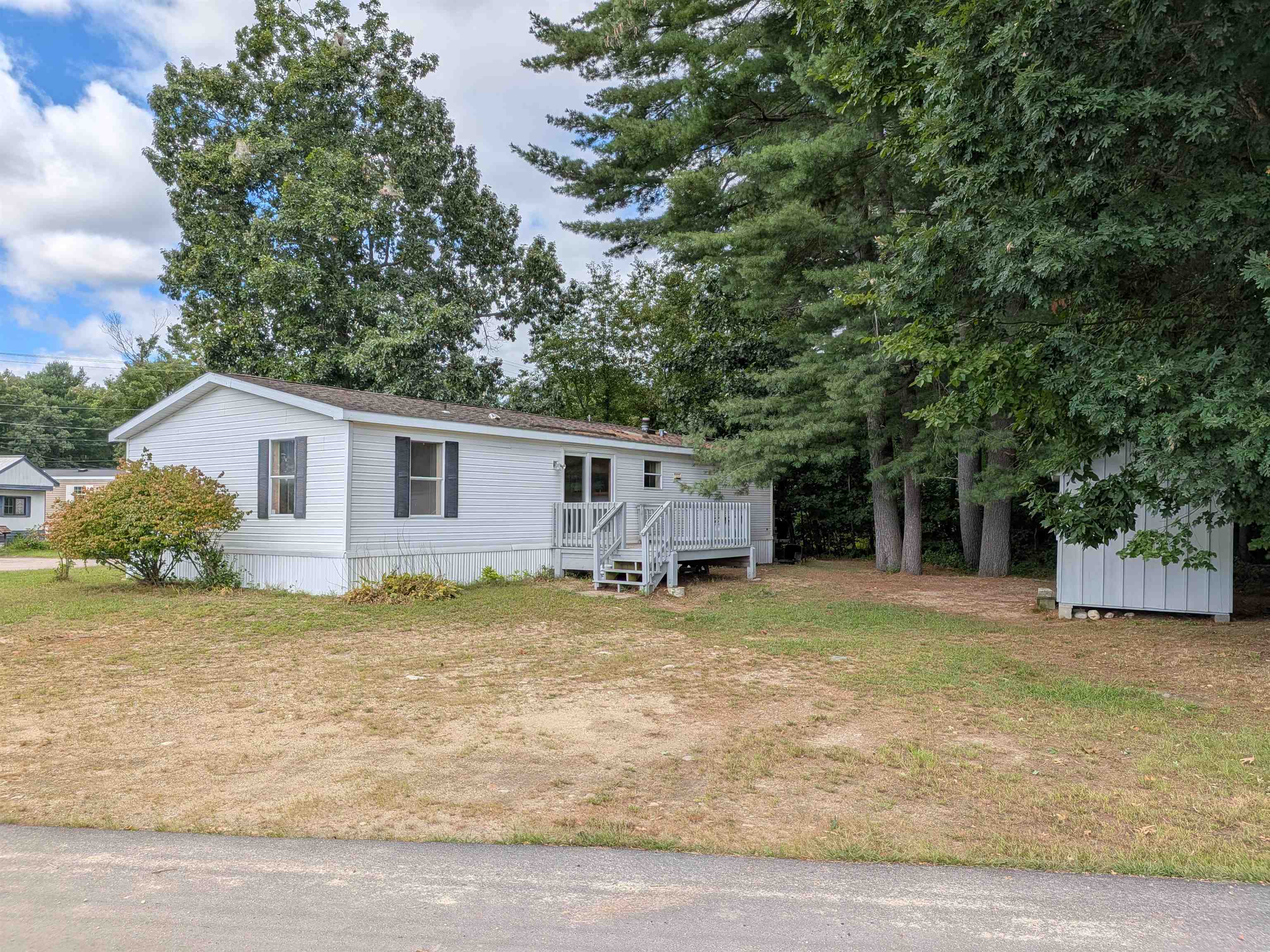 545 Elm Street Property Photo 2