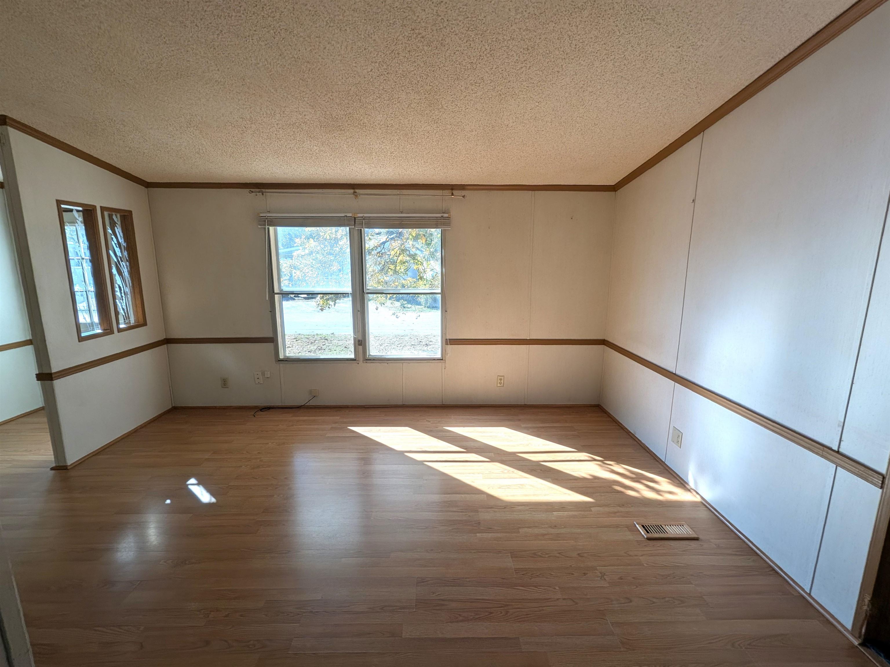 545 Elm Street Property Photo 12