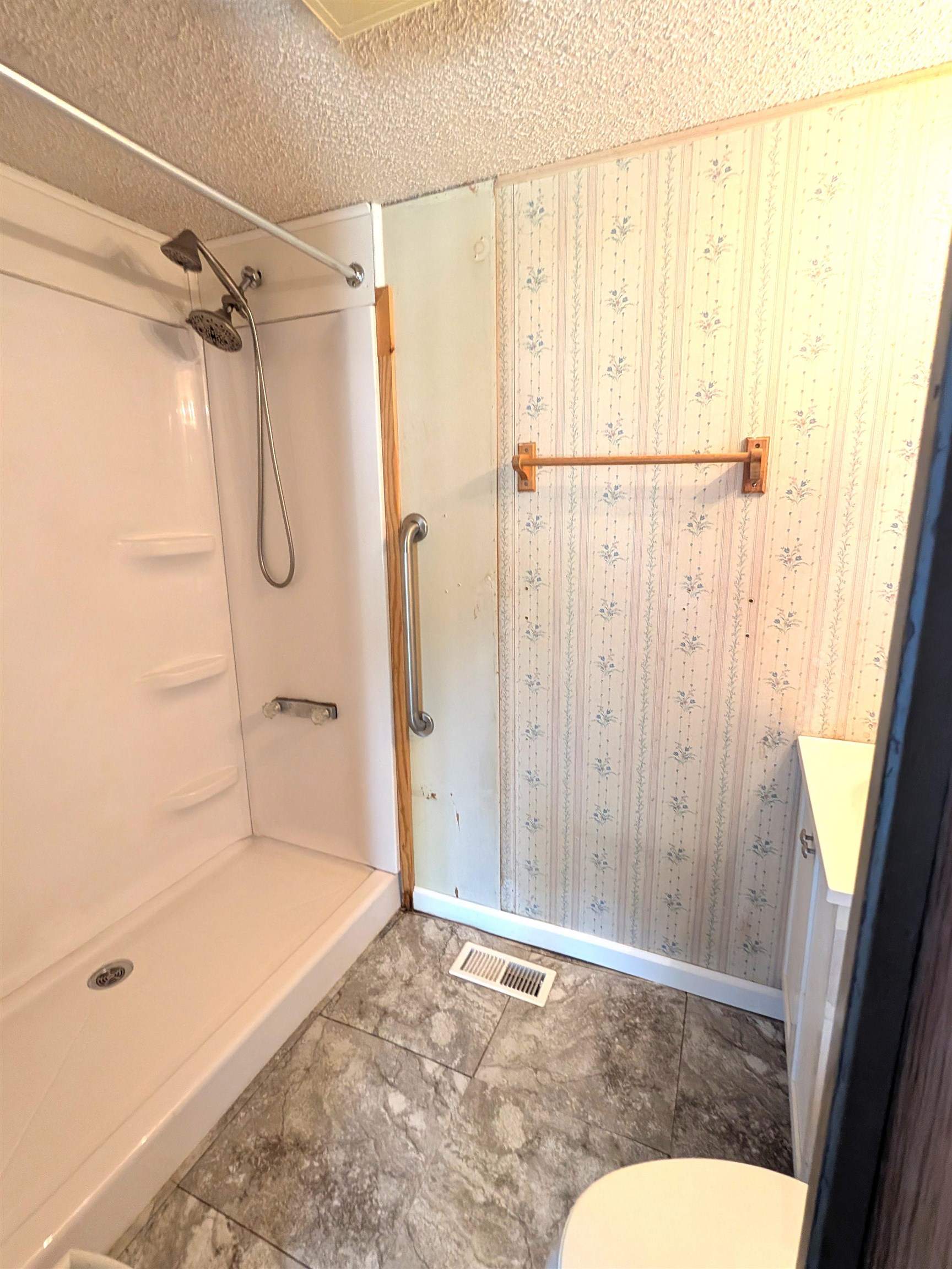 545 Elm Street Property Photo 15