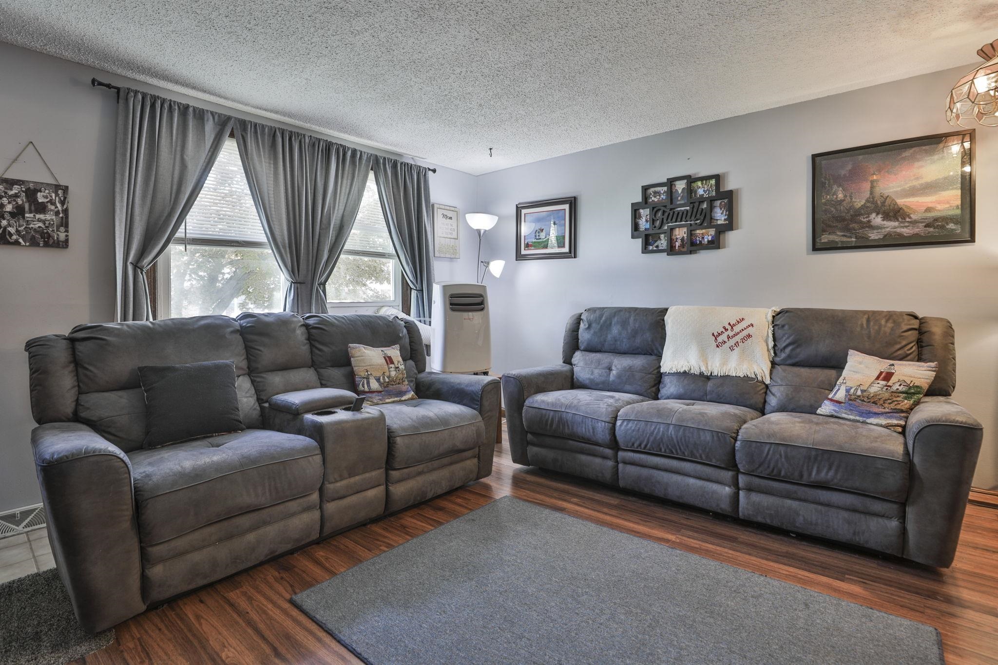 160 West Hollis Street Property Photo 7