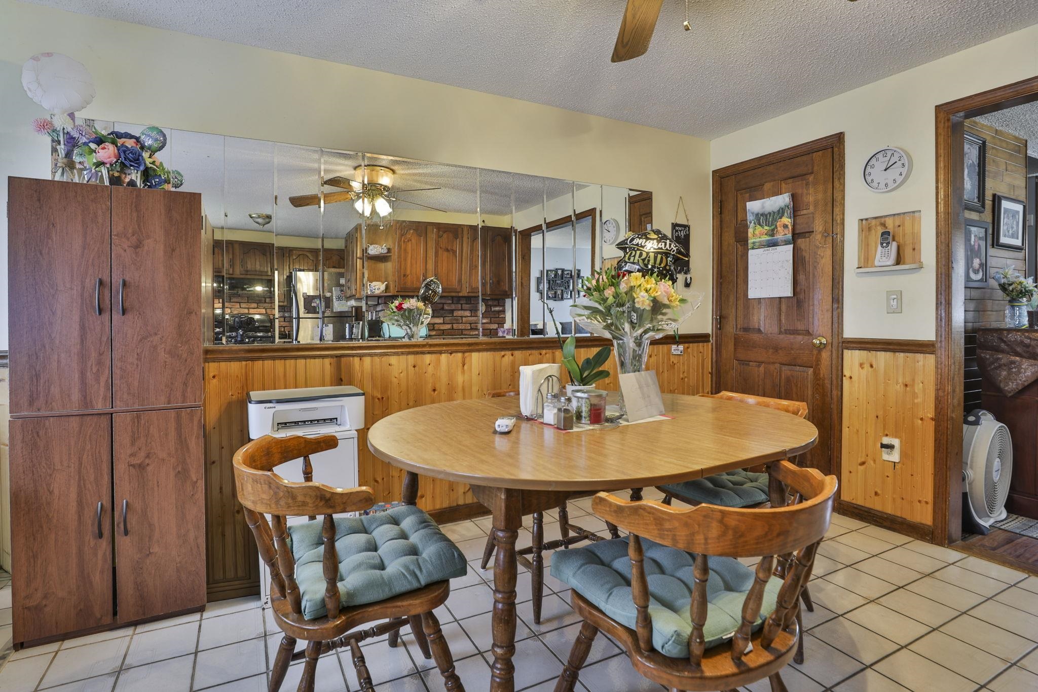160 West Hollis Street Property Photo 12