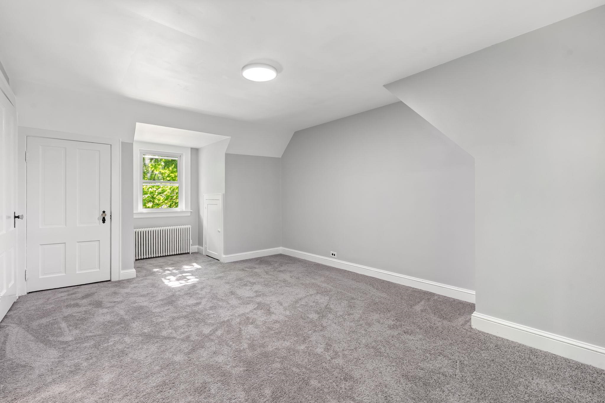 857 Union Street Property Photo 20