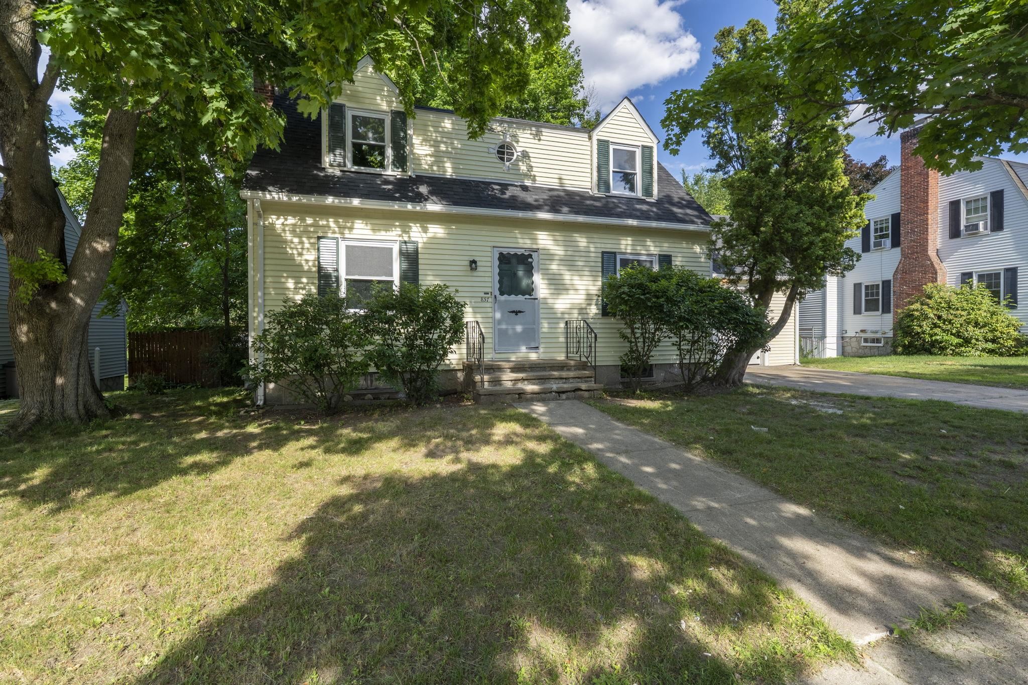 857 Union Street Property Photo 33