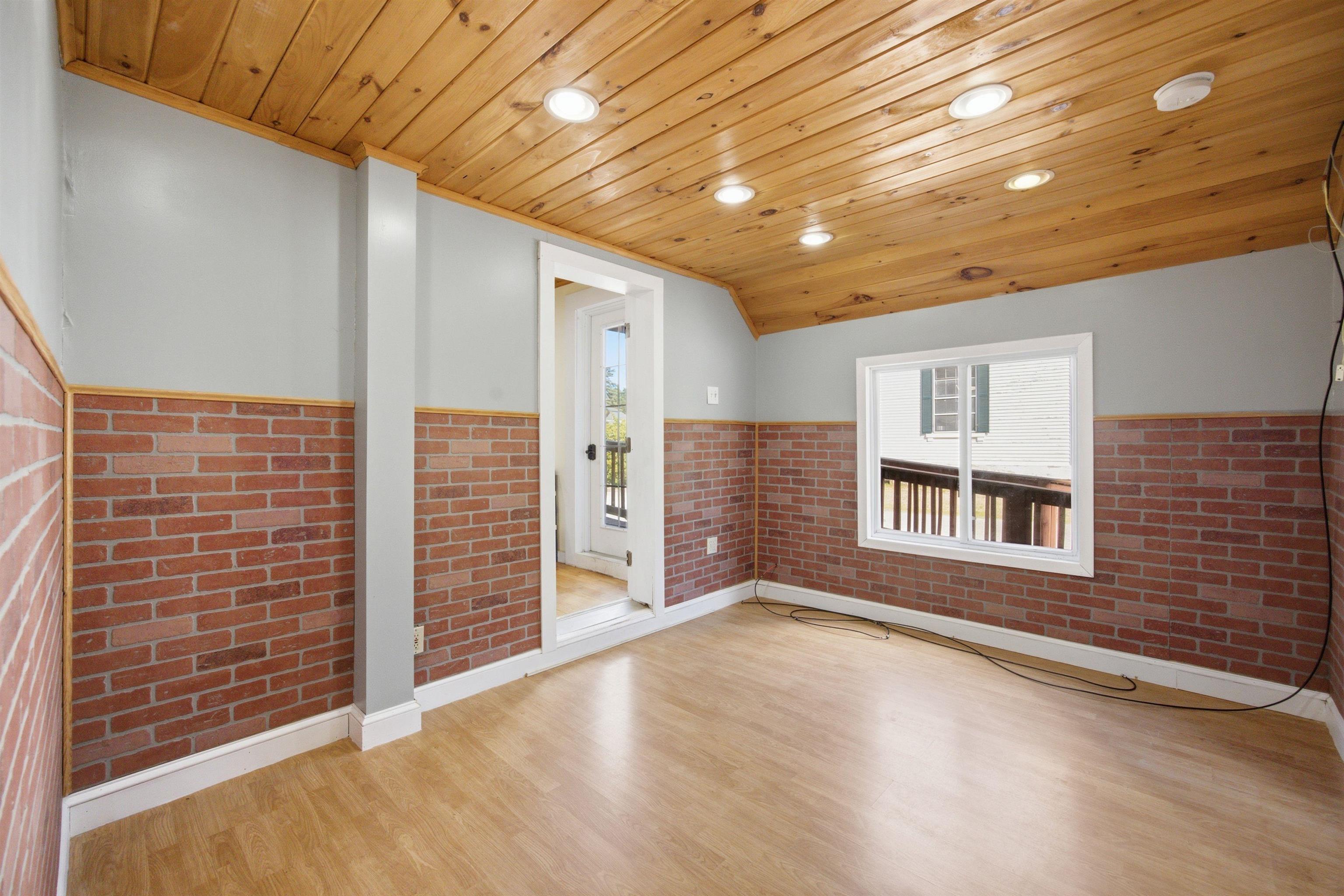 103 Main Street Property Photo 54